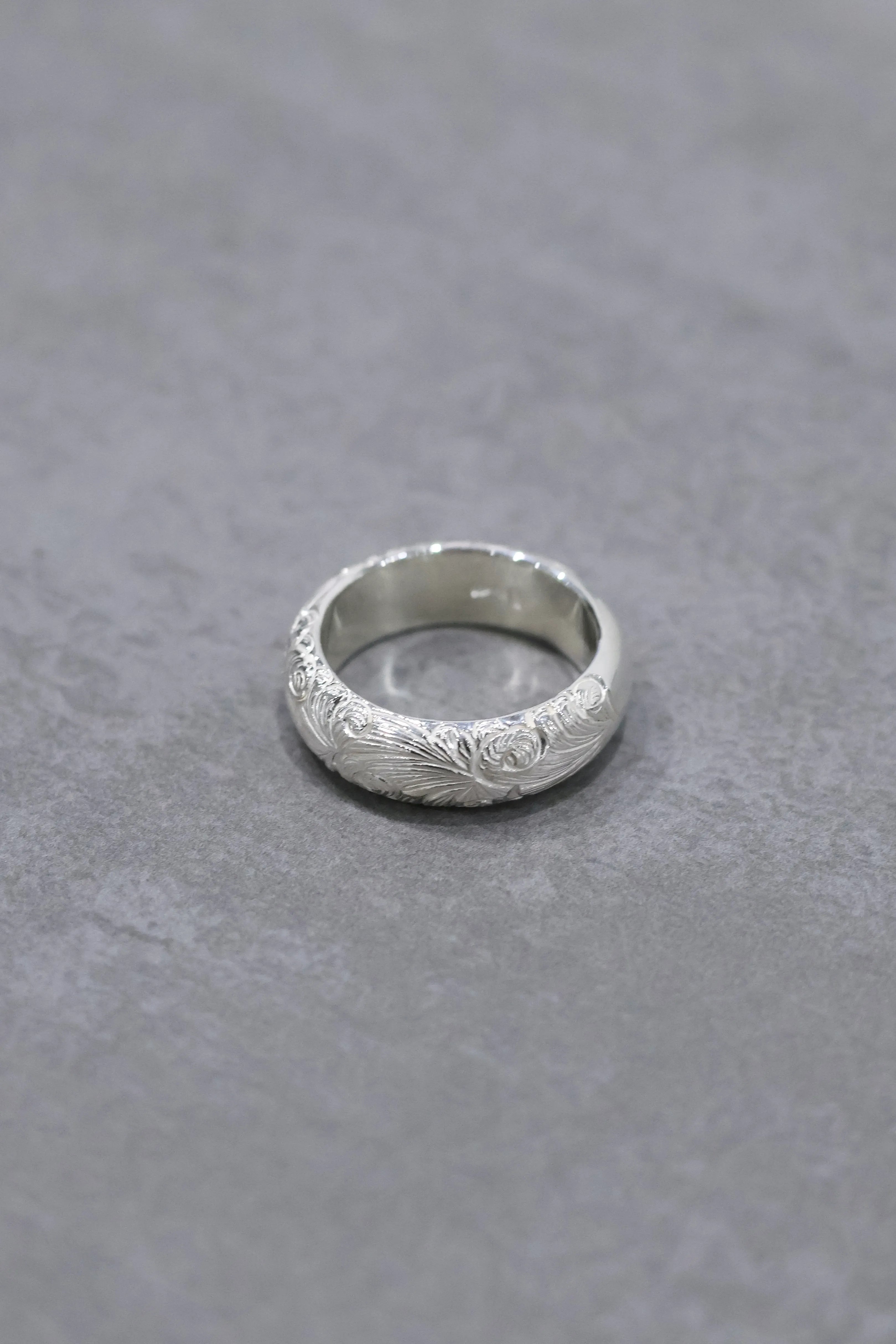 WAKAN SILVER SMITH - Arabesque half round ring M - R-064