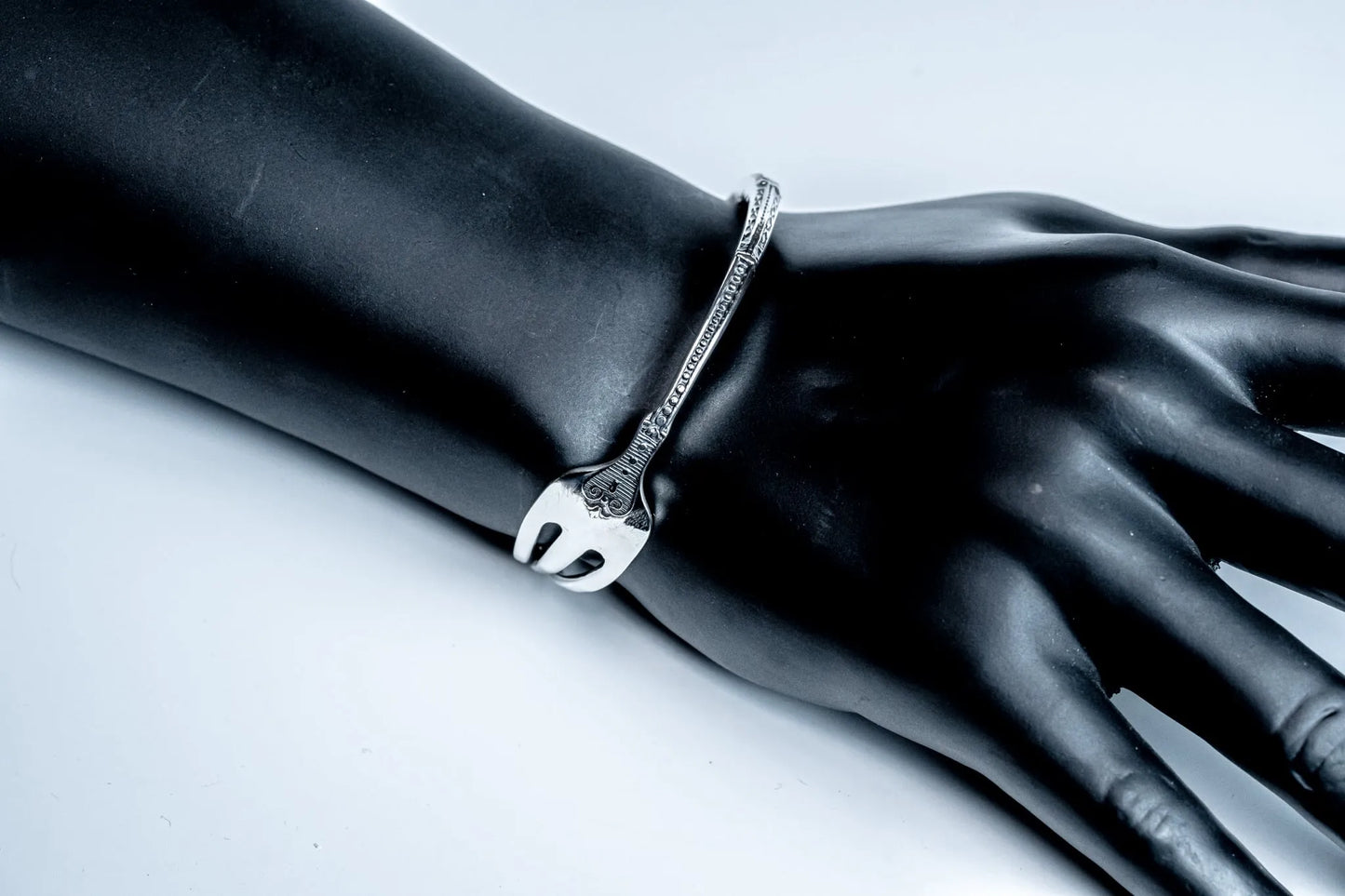 WAKAN SILVER SMITH - Antique fork bracelet - SILVER
