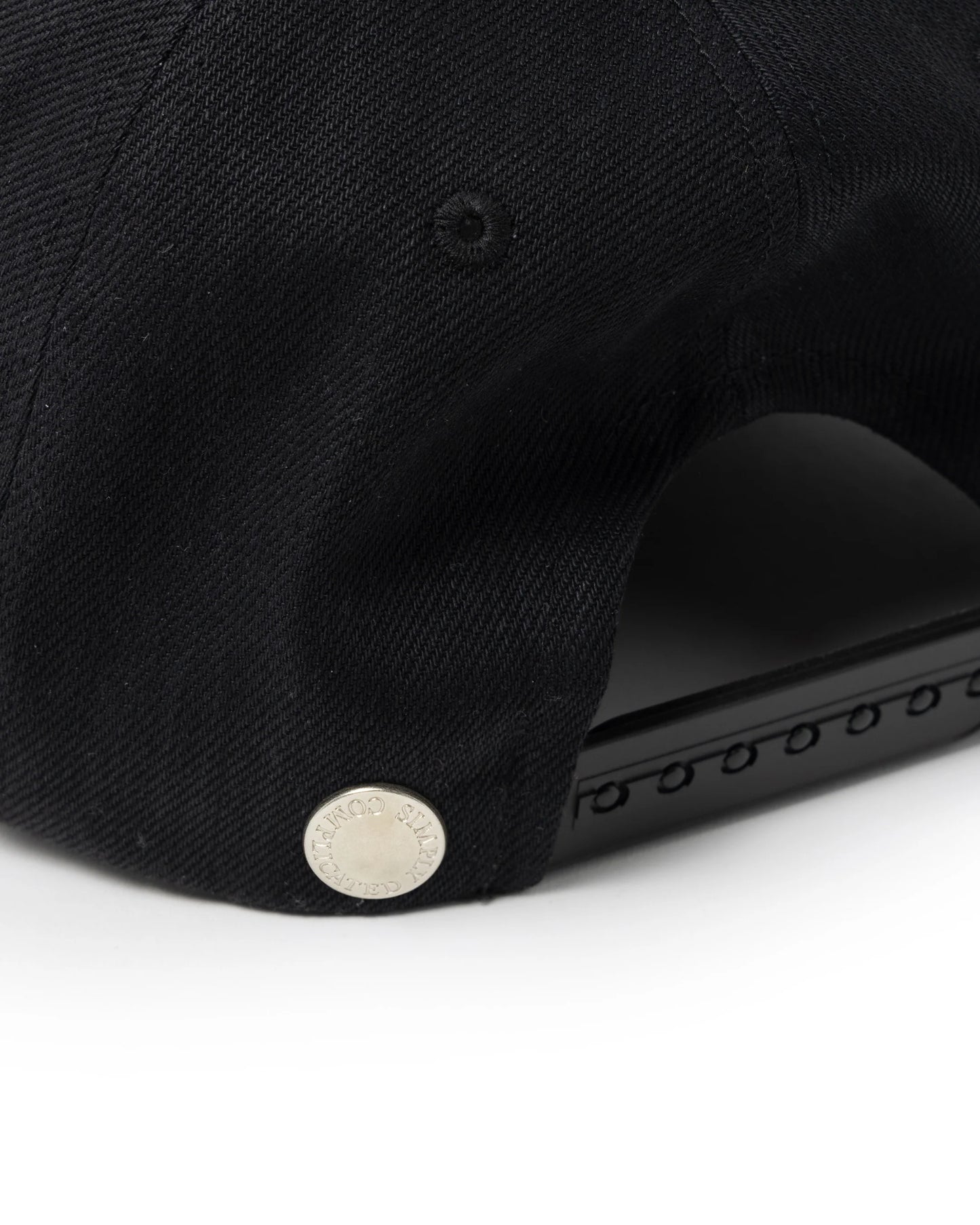 SimplyComplicated - DIRECTOR 5 PANEL CAP - BLACK