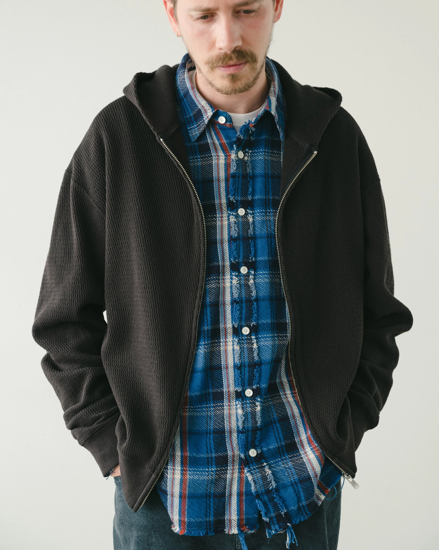 SimplyComplicated - HONEYCOMB WAFFLE HOODIE - BLACK