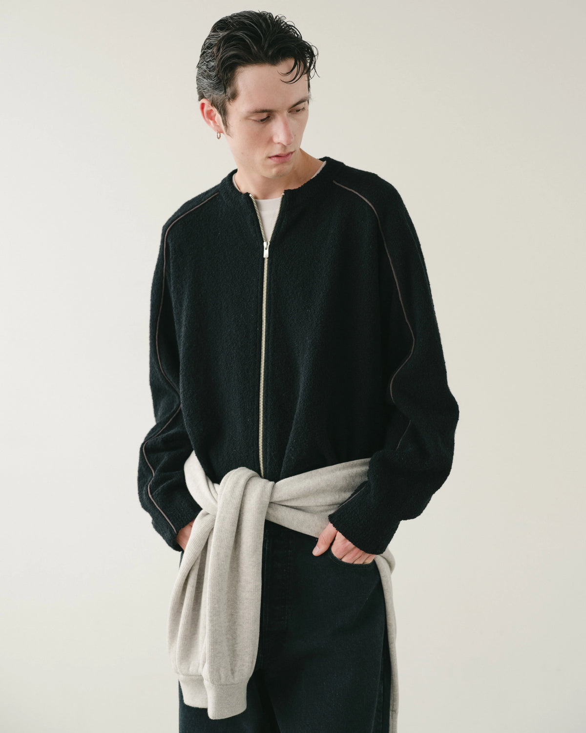 SimplyComplicated - TRACK CREW DRIVERS KNIT - BLACK