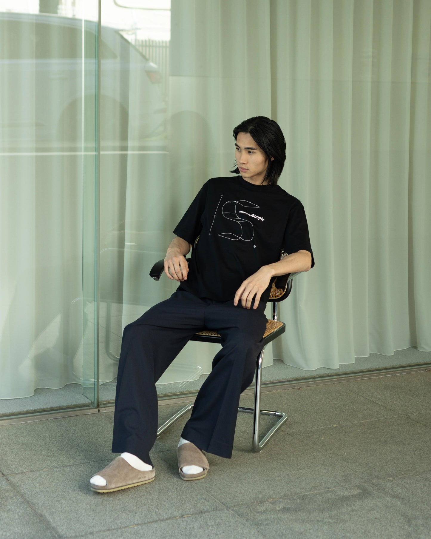 SimplyComplicated - CHAIR TEE - BLACK