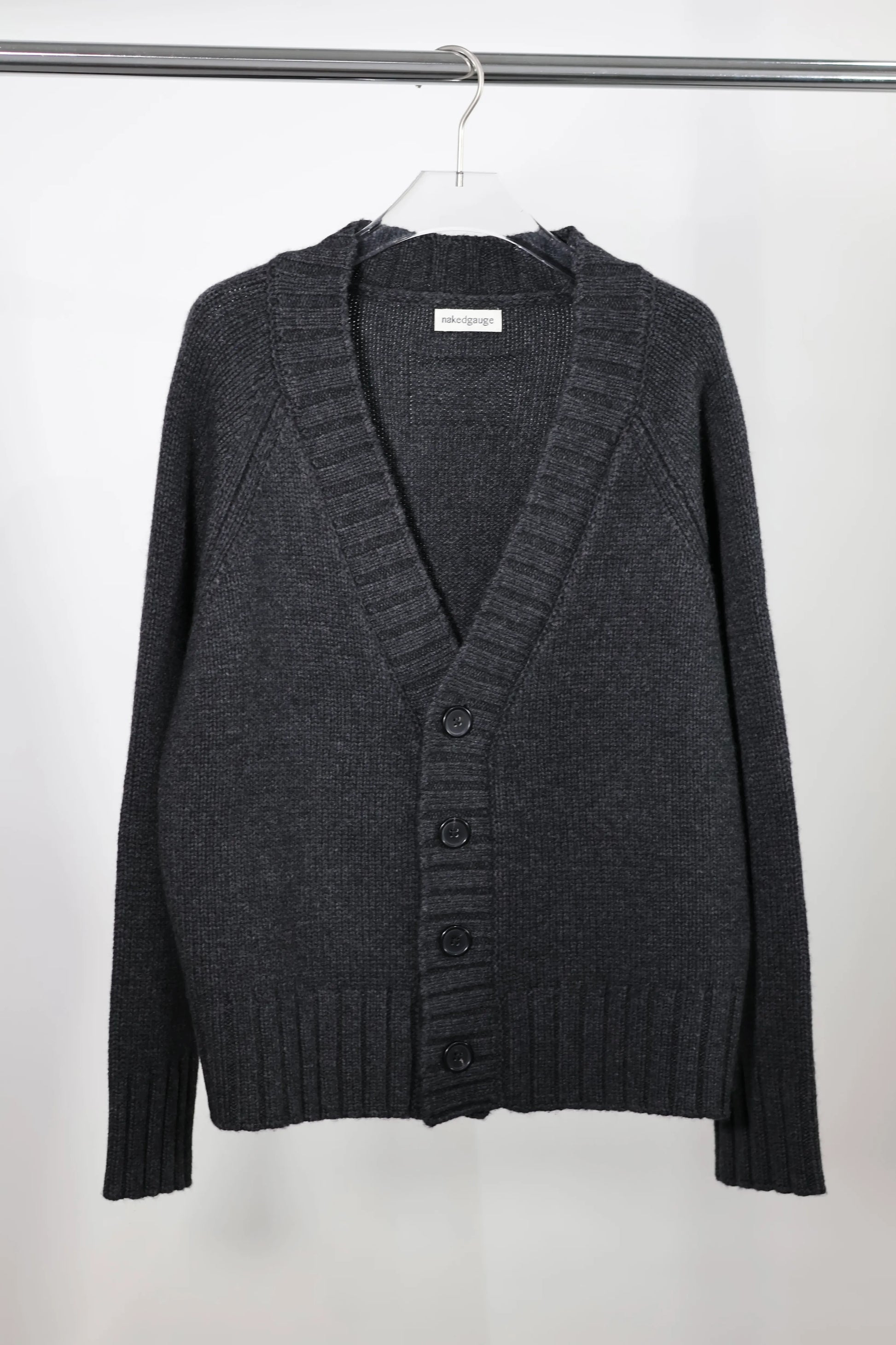 nakedgauge - COMFORT BLEND YARN JAPANESE BAND CARDIGAN - CHARCOAL – un nakedgauge - COMFORT BLEND YARN JAPANESE BAND CARDIGAN - CHARCOAL – un