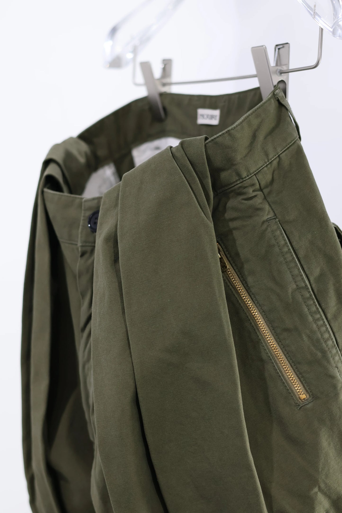 INSCRIRE - DUCK CARGO PANTS - KHAKI