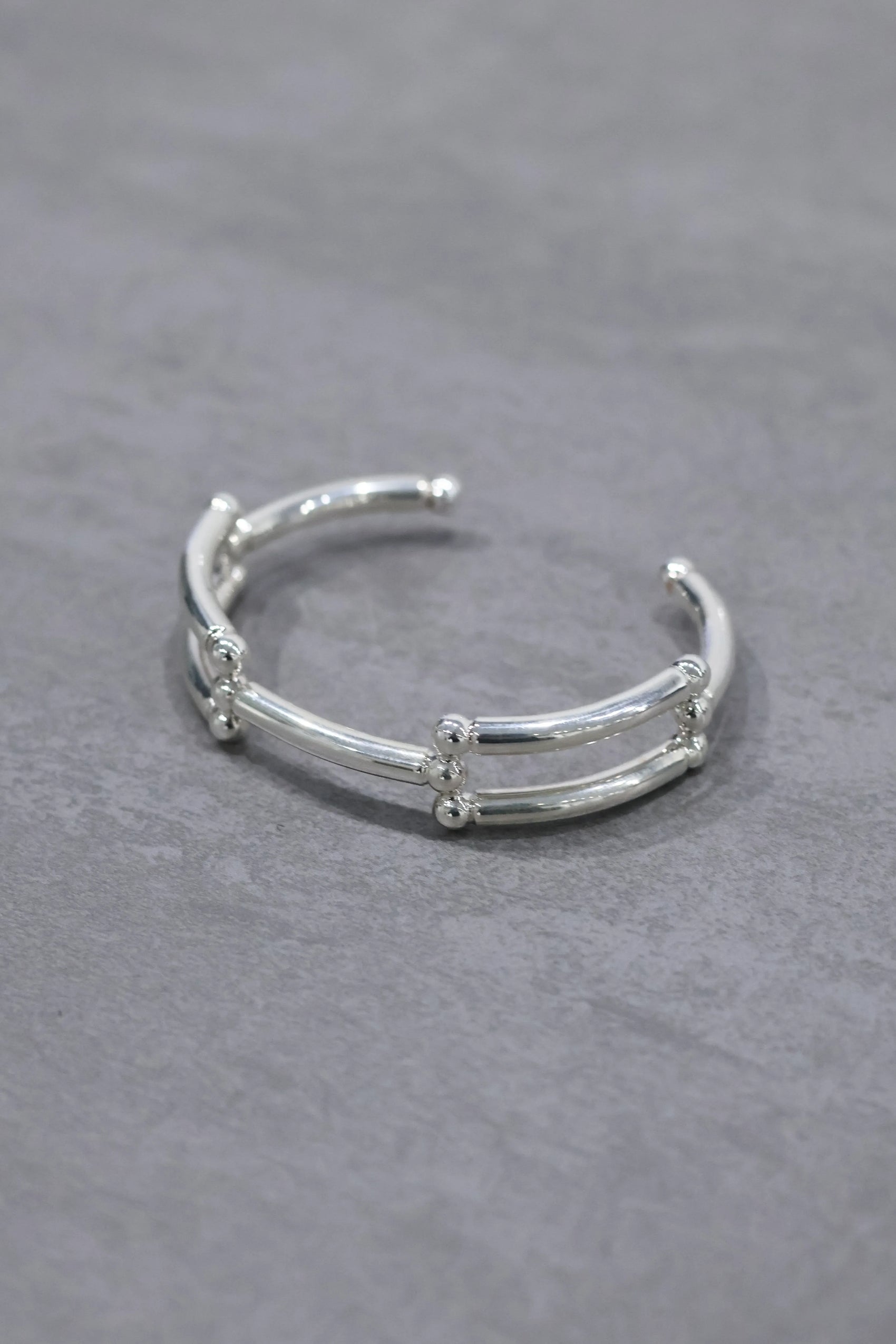 WAKAN SILVER SMITH - Breastplate Bangle - SILVER