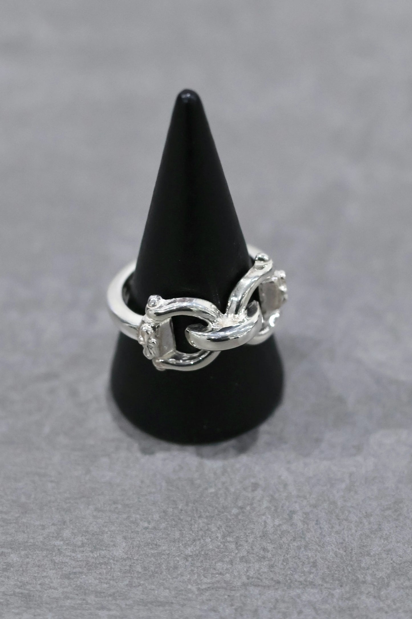 WAKAN SILVER SMITH - Horse bit ring - SILVER