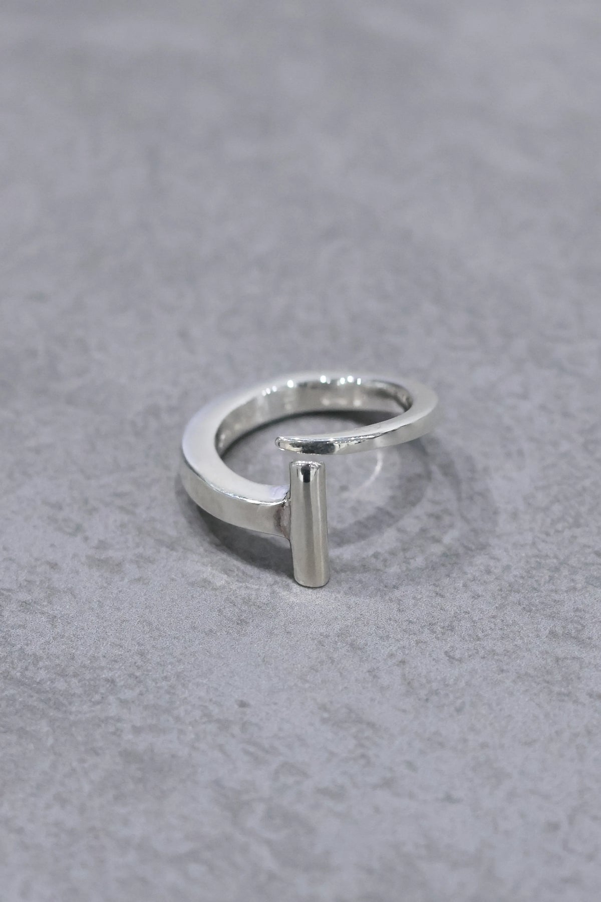 WAKAN SILVER SMITH - WAKUGI【和クギ】 ring - R-058 – un WAKAN SILVER SMITH - WAKUGI【和クギ】 ring - R-058 – un