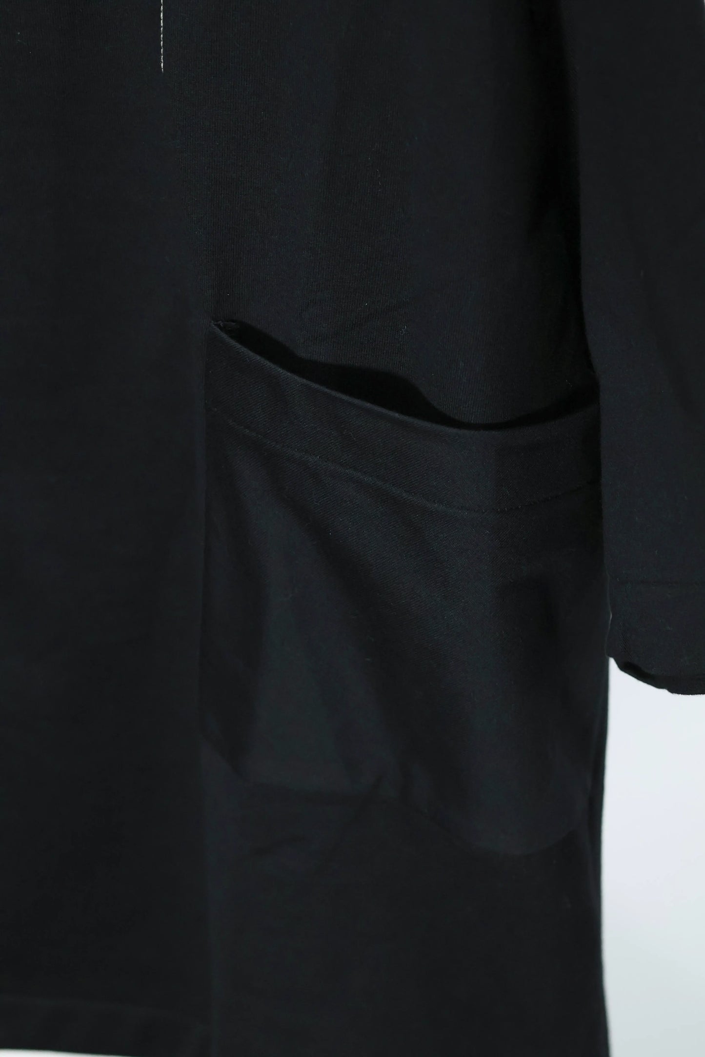 TANAKA - THE BOXY TEE - BLACK(EMBROIDERY)