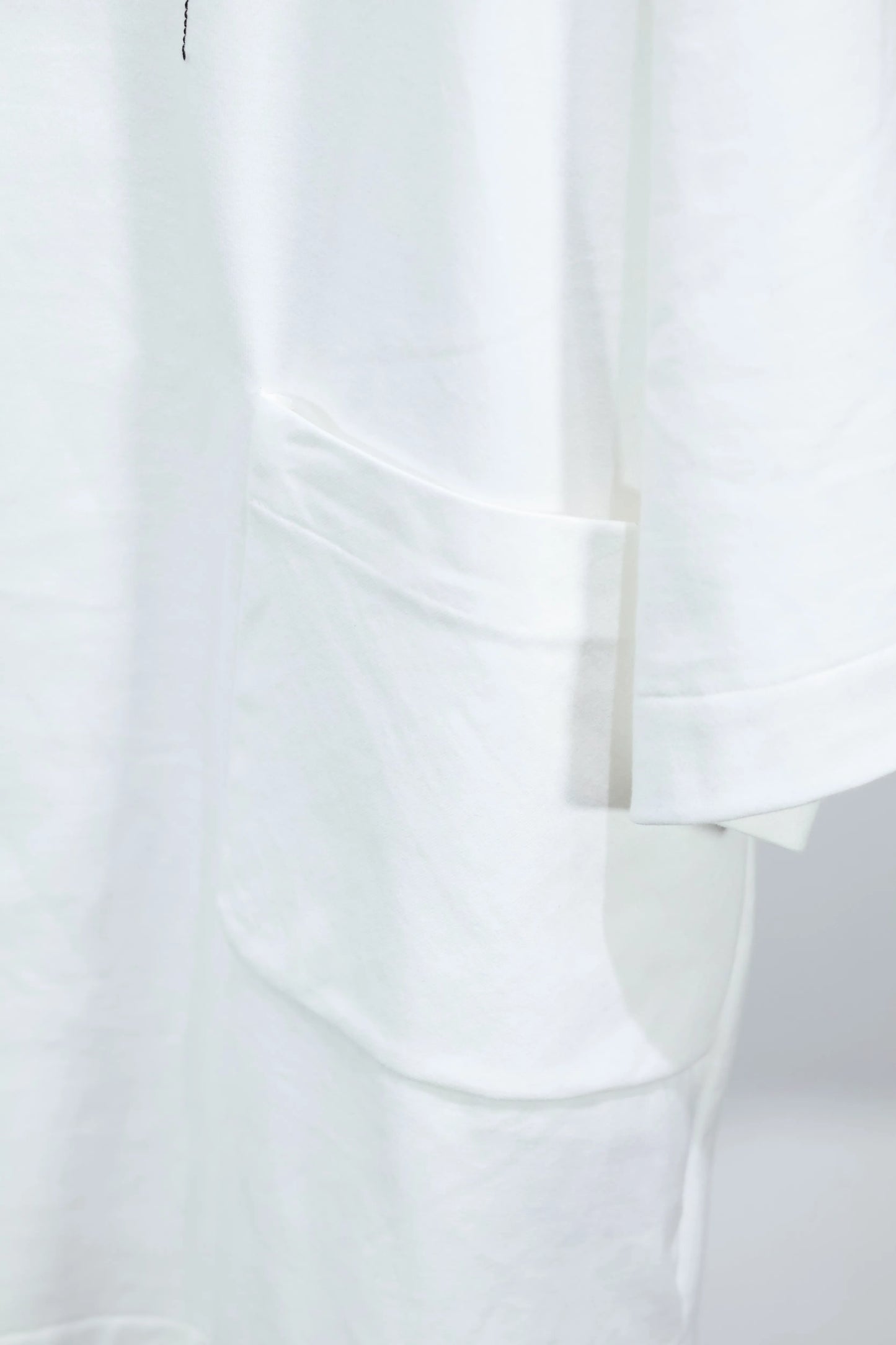 TANAKA - THE BOXY TEE - WHITE(EMBROIDERY)