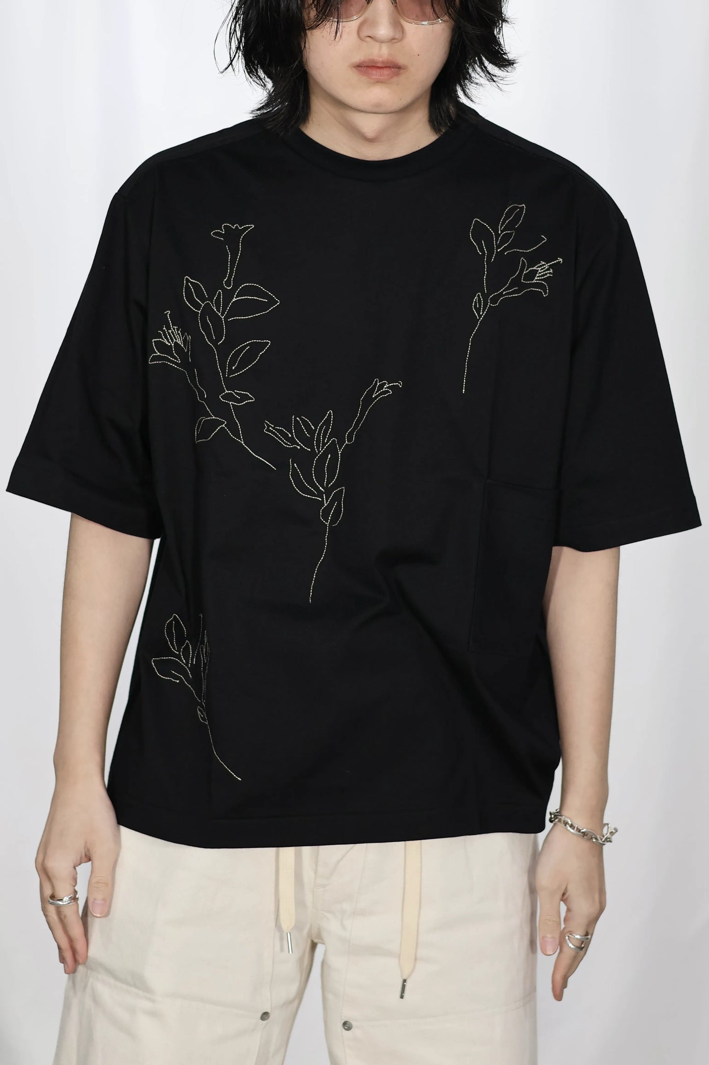 TANAKA - THE BOXY TEE - BLACK(EMBROIDERY)