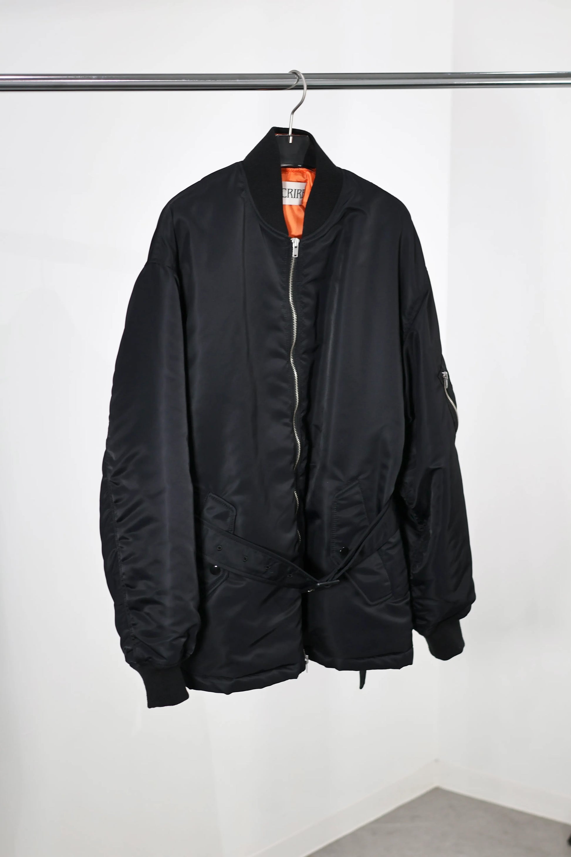 INSCRIRE - MA-1 Half - BLACK – un INSCRIRE - MA-1 Half - BLACK – un
