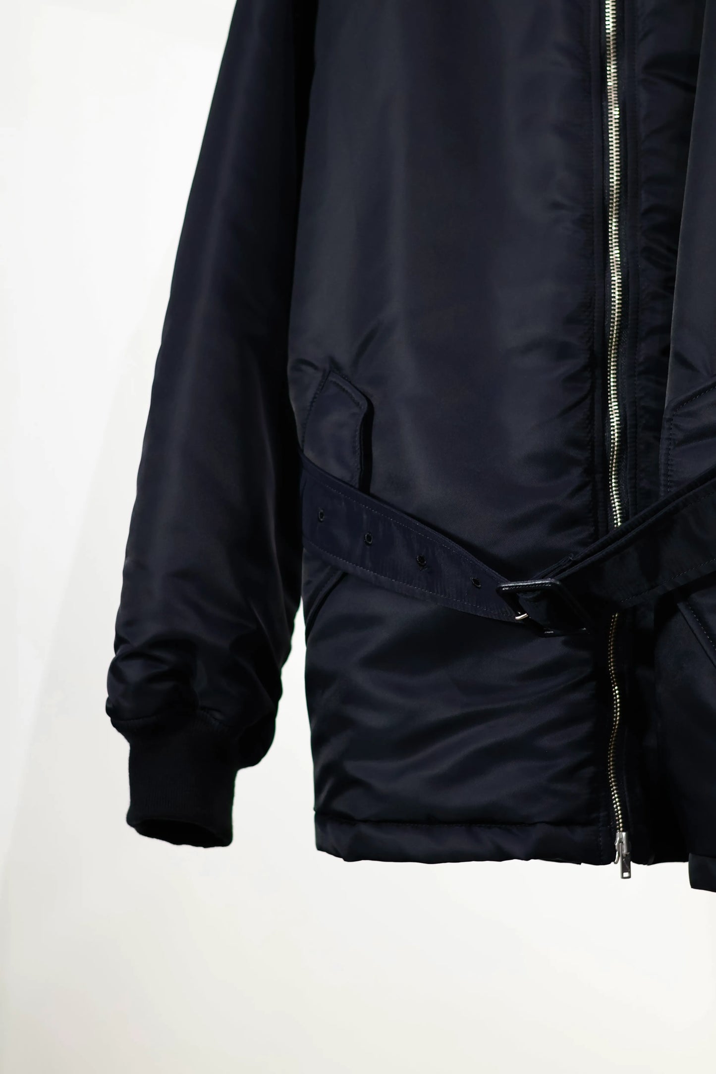 INSCRIRE - MA-1 Half - BLACK