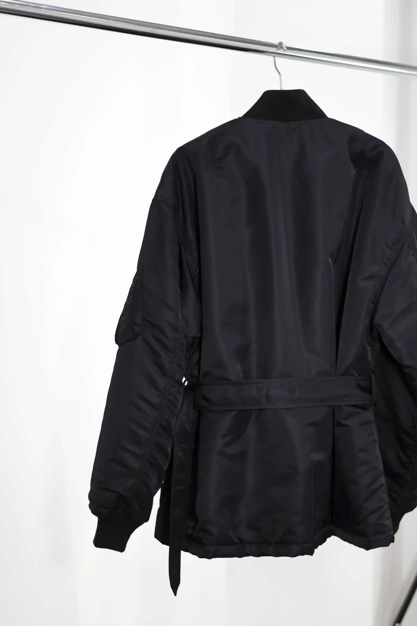 INSCRIRE - MA-1 Half - BLACK