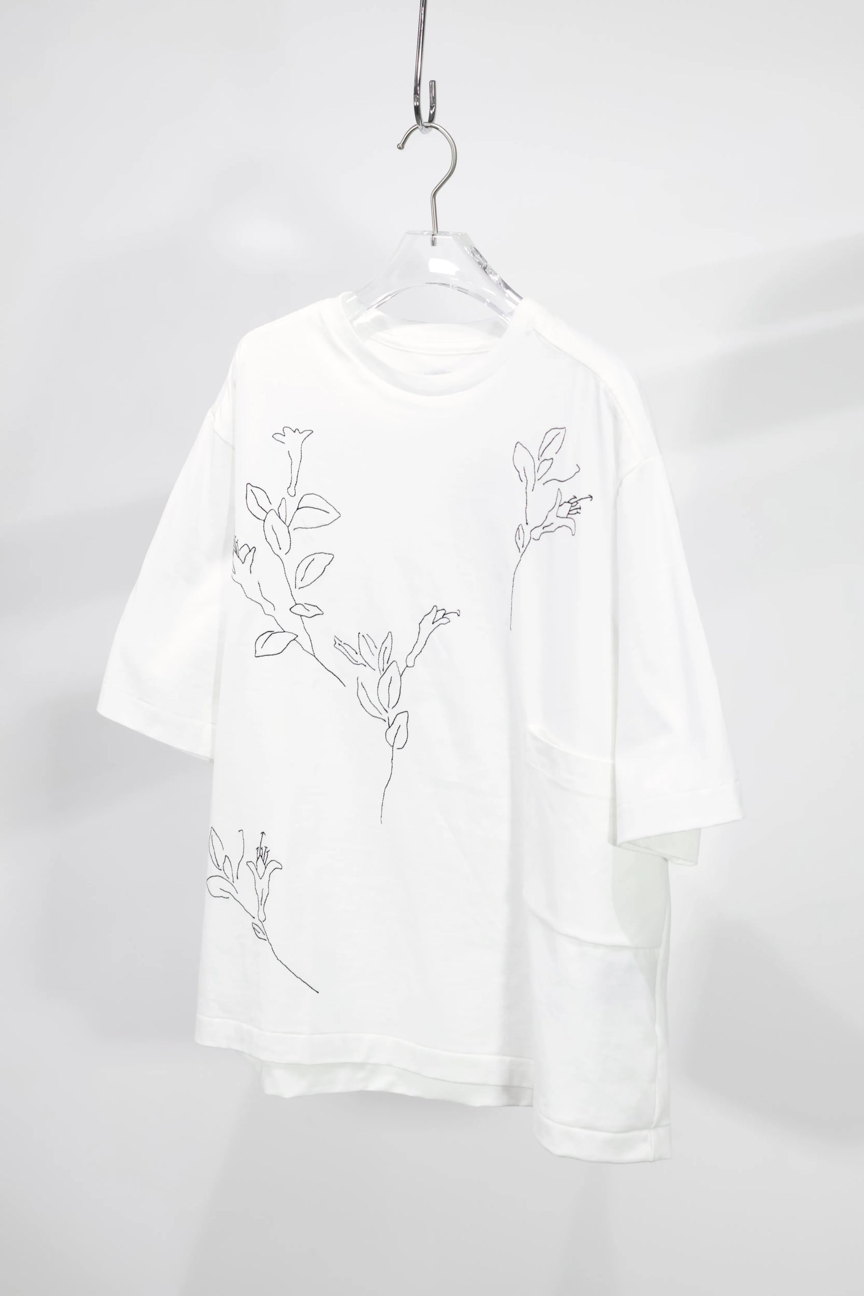 TANAKA - BOXY TEE - WHITE(EMBROIDERY)