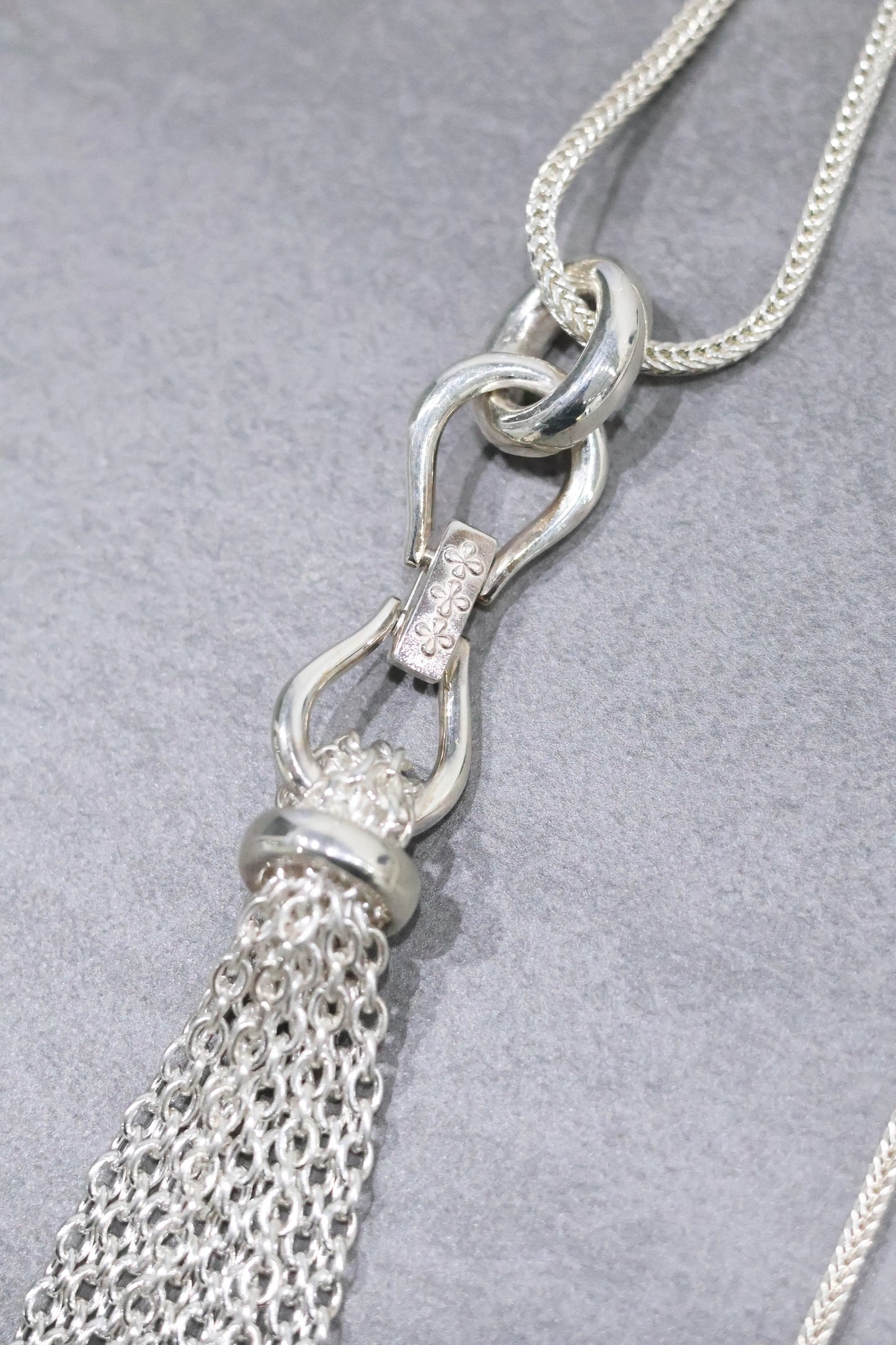 WAKAN SILVER SMITH - Tassel necklace L - SILVER