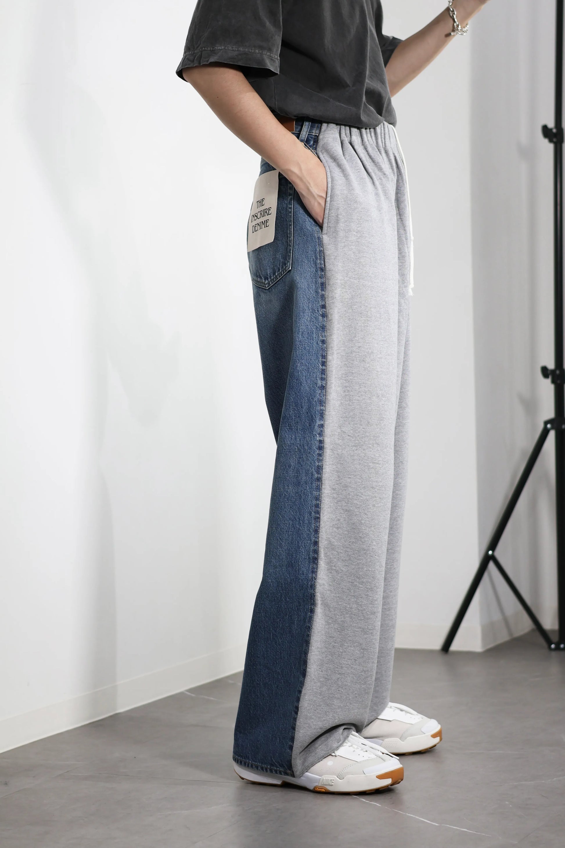 INSCRIRE - Hybrid Sweat Denim Pants - BLUE USED × LT.GREY – un INSCRIRE - Hybrid Sweat Denim Pants - BLUE USED × LT.GREY – un