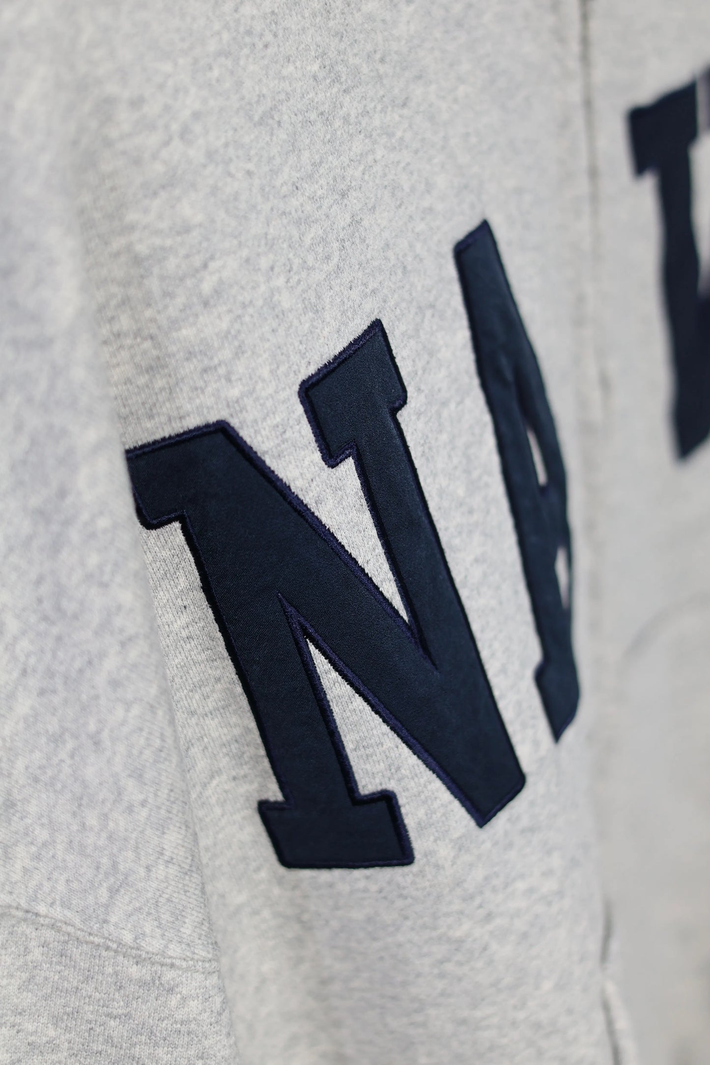 INSCRIRE - Navy Zip Hoodie - LT.GREY