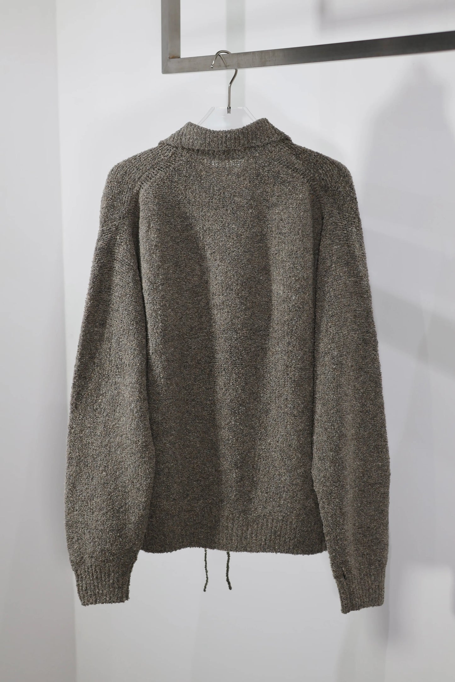 JOHN MASON SMITH / JANE SMITH - 5G REVERSE STICHES POLO COLLAR KNIT CARDIGAN - GRAY BEIGE