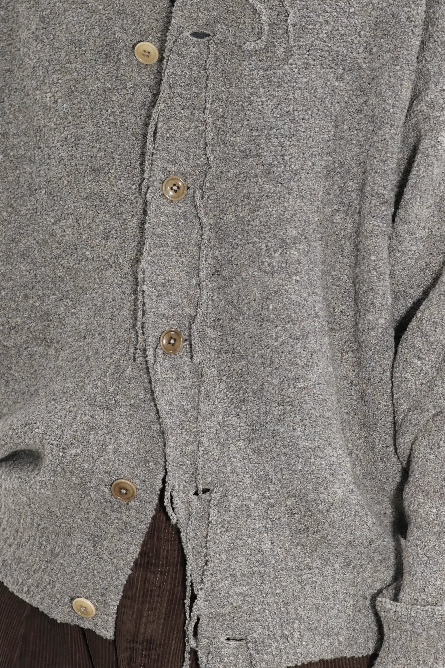 JOHN MASON SMITH / JANE SMITH - 5G REVERSE STICHES POLO COLLAR KNIT CARDIGAN - GRAY BEIGE