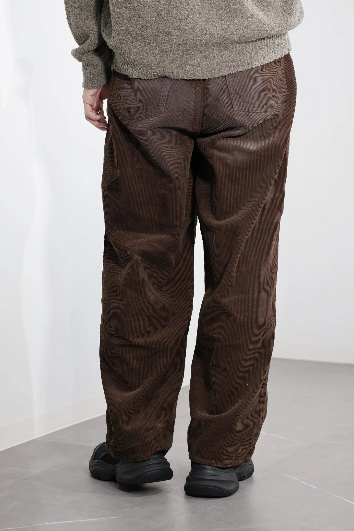 JOHN MASON SMITH / JANE SMITH - 8W COTTON CORDUROY TUCK 5 POCKET PANTS - BROWN