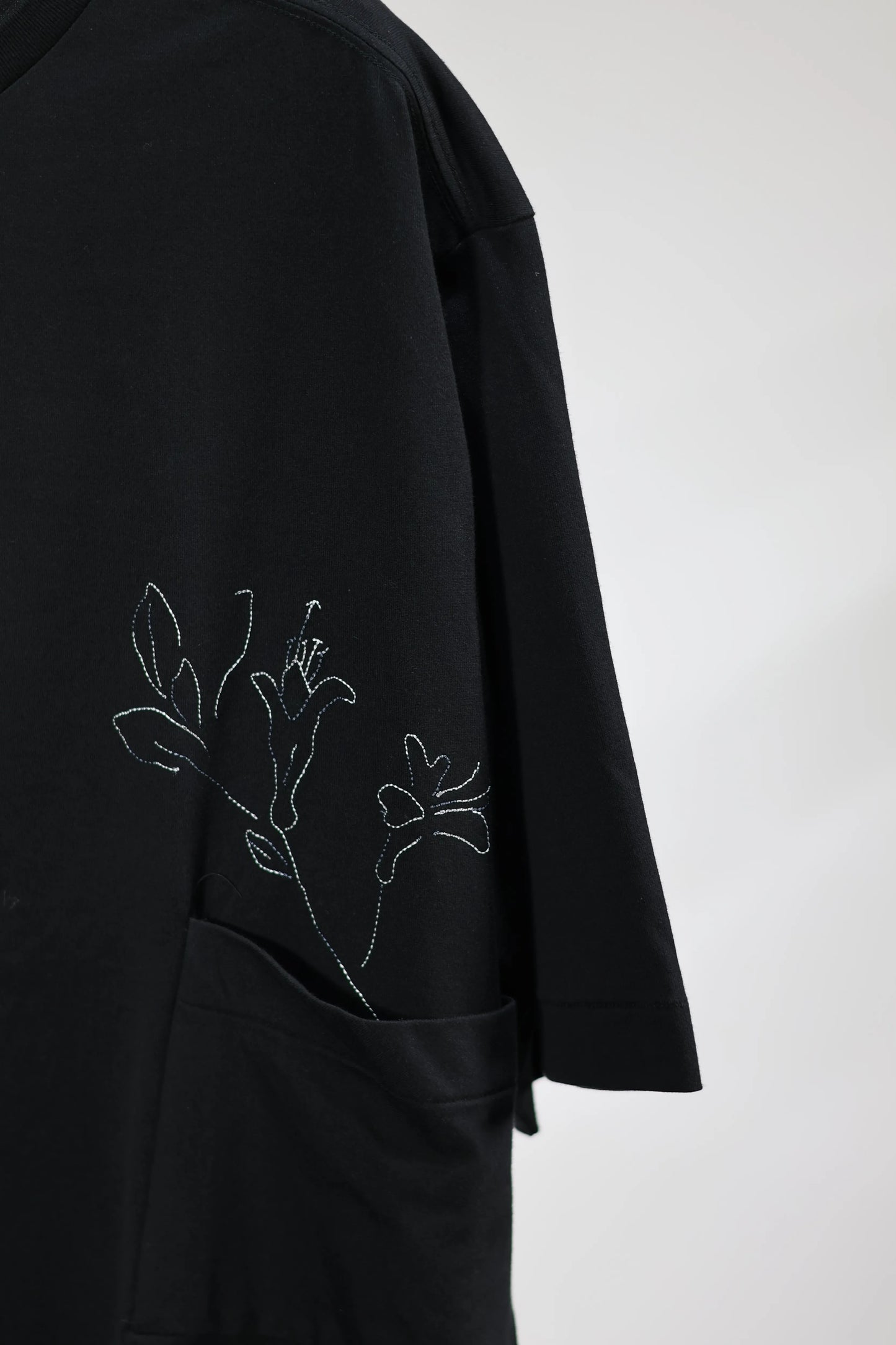 TANAKA - THE BOXY TEE - BLACK(EMBROIDERY-M)