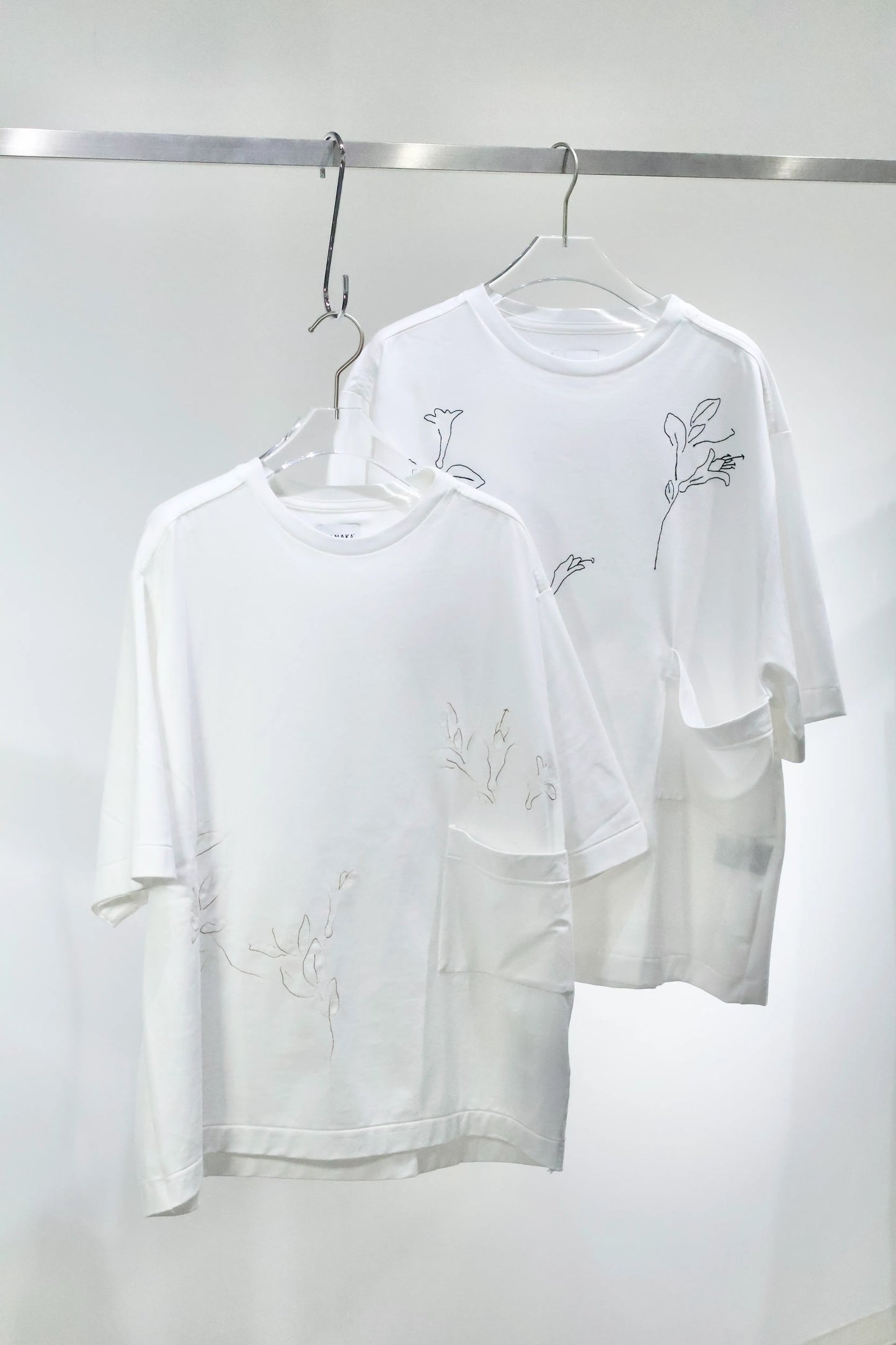 TANAKA - THE BOXY TEE - WHITE(EMBROIDERY-N)