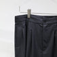 nakedgauge - WOOL GABARDINE 3PLEAT WIDE SLACKS - CHARCOAL GRAY