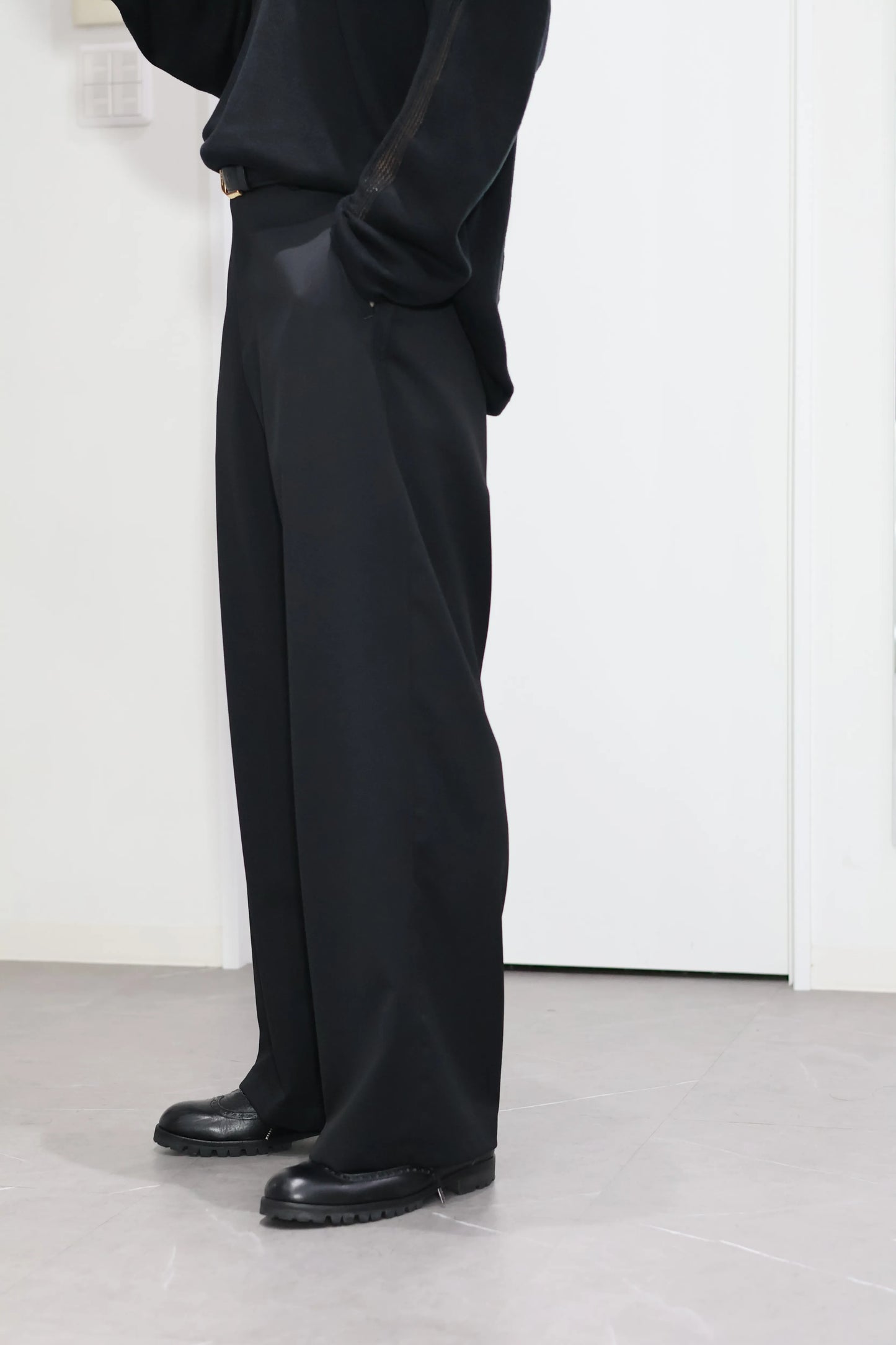 nakedgauge - WOOL GABARDINE ASHLEY SLACKS - BLACK