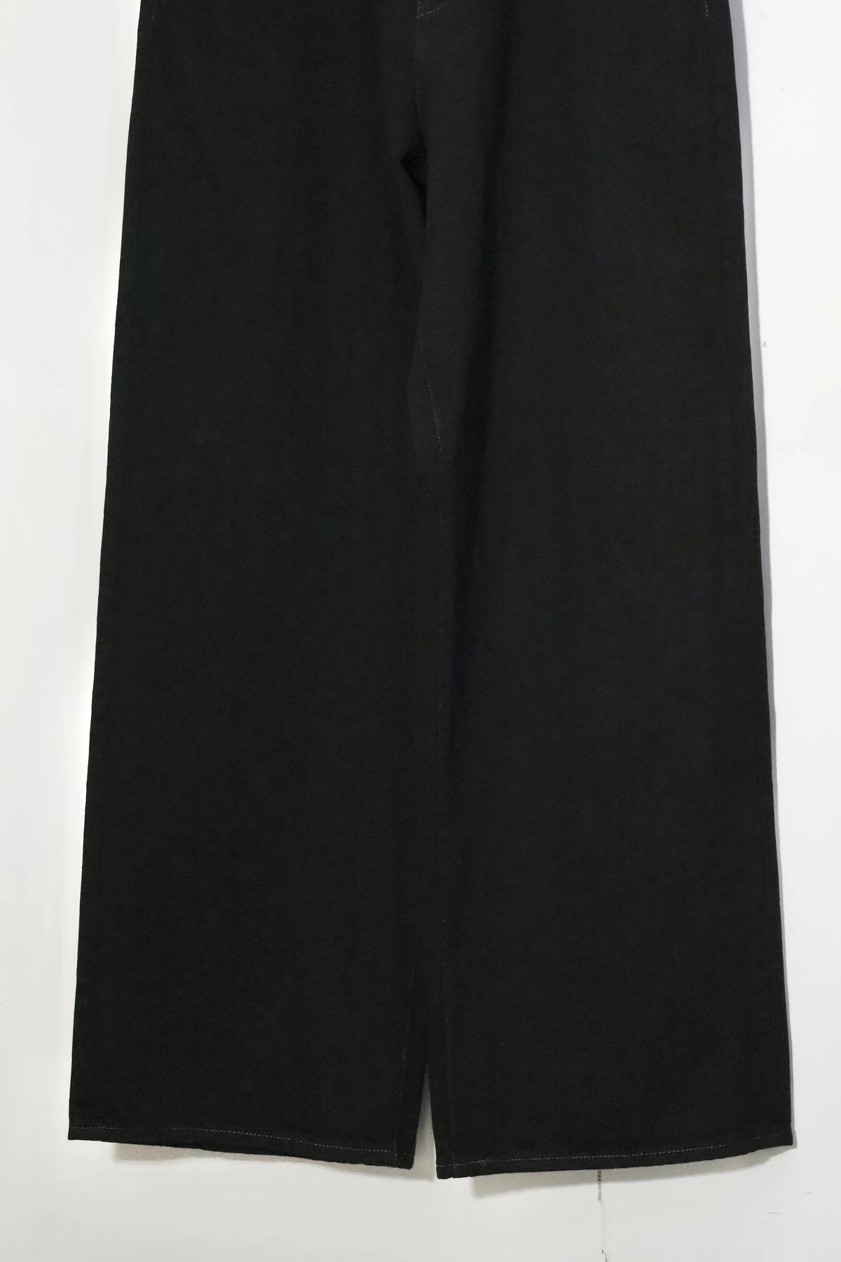 nakedgauge - ONE WASH BLACK DENIM ASHLEY JEANS - BLACK