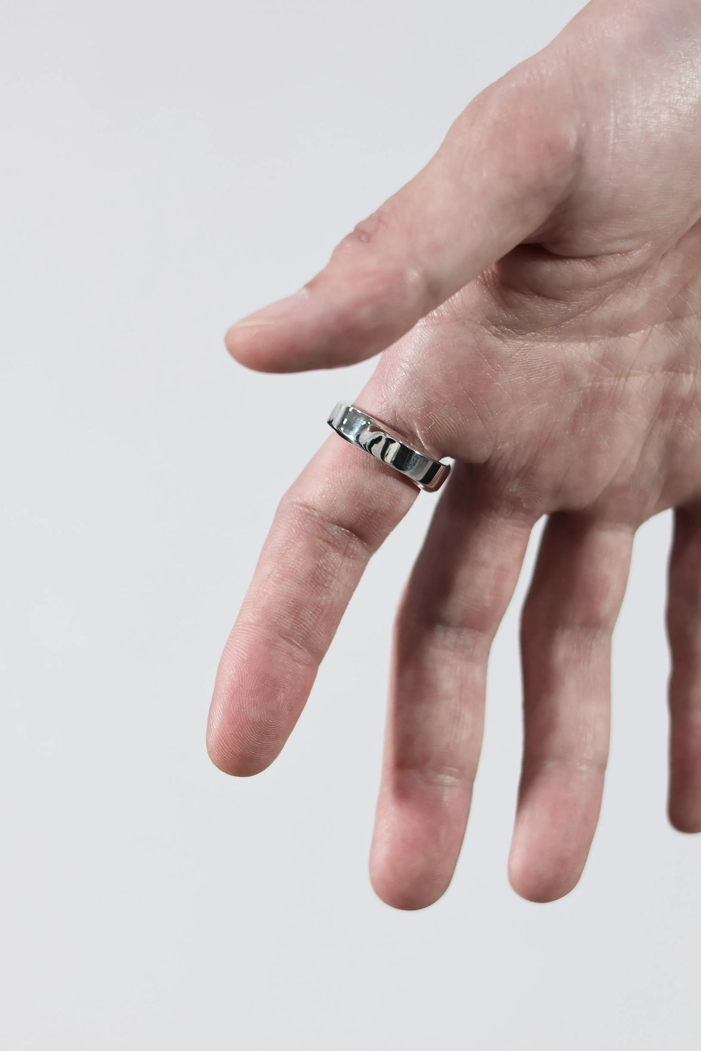 WAKAN SILVER SMITH - Side twist ring M - R-067