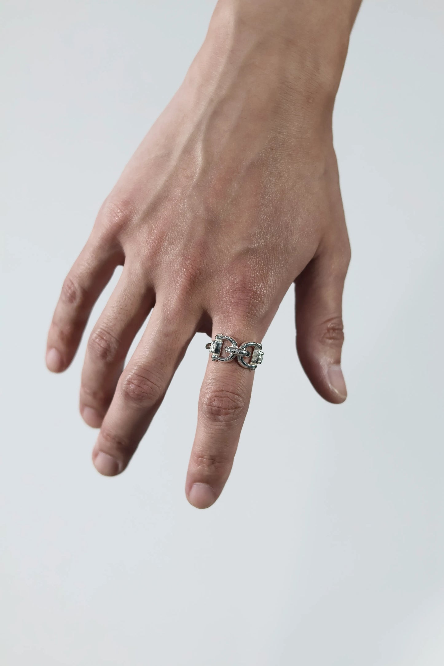 WAKAN SILVER SMITH - Horse bit ring - R-086
