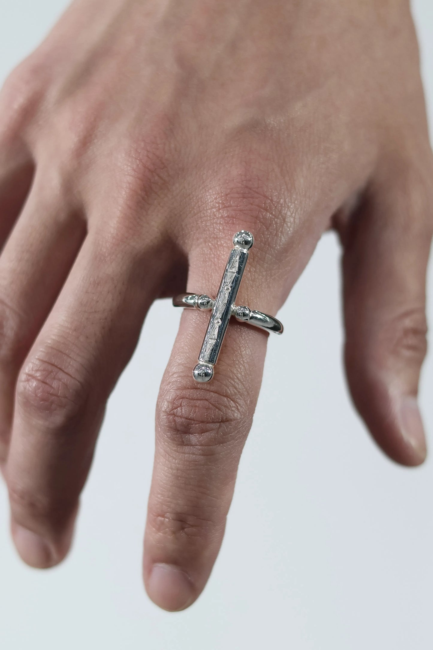 WAKAN SILVER SMITH - Breastplate Ring (Cross) - R-102