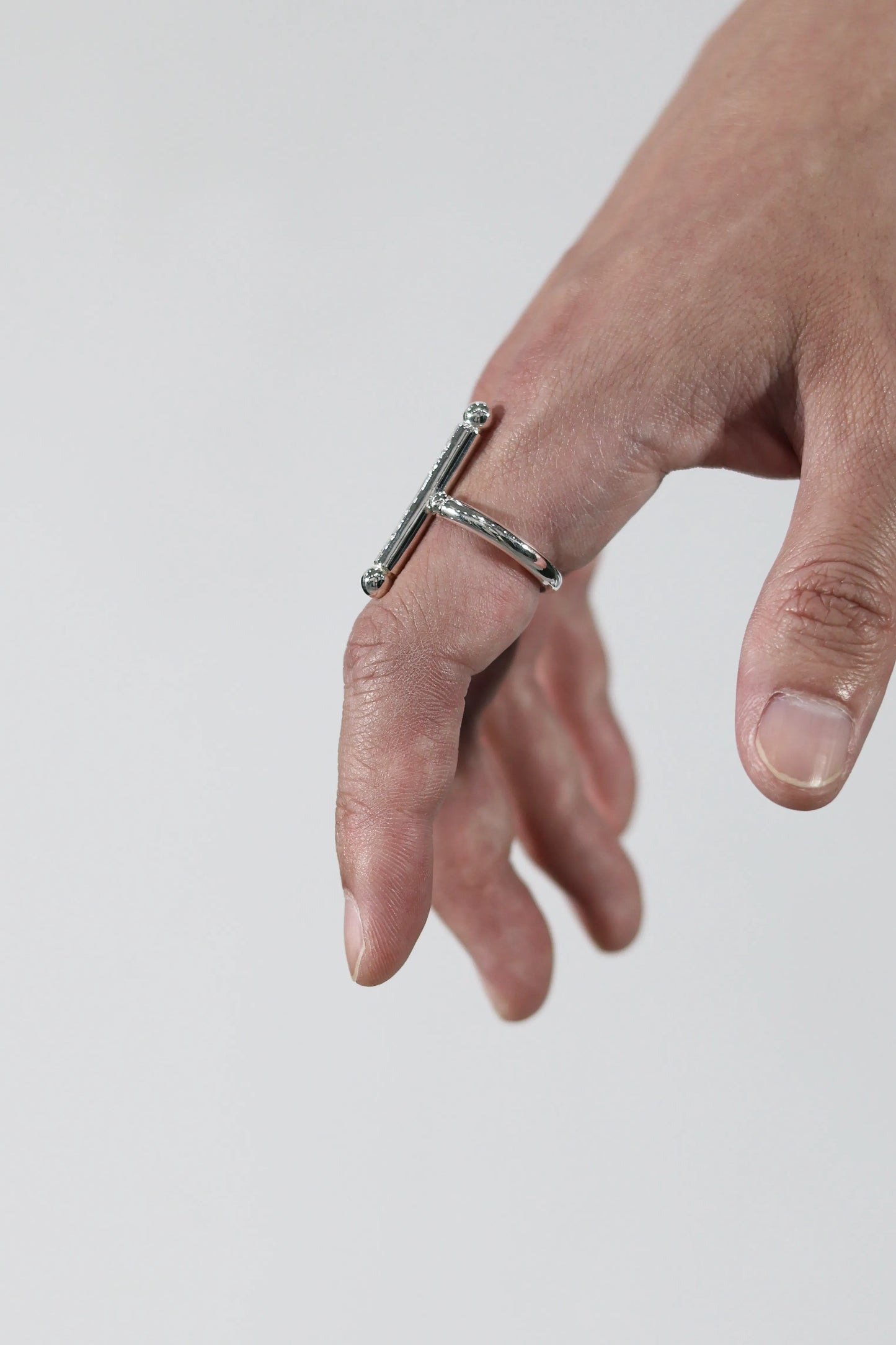 WAKAN SILVER SMITH - Breastplate Ring (Cross) - R-102