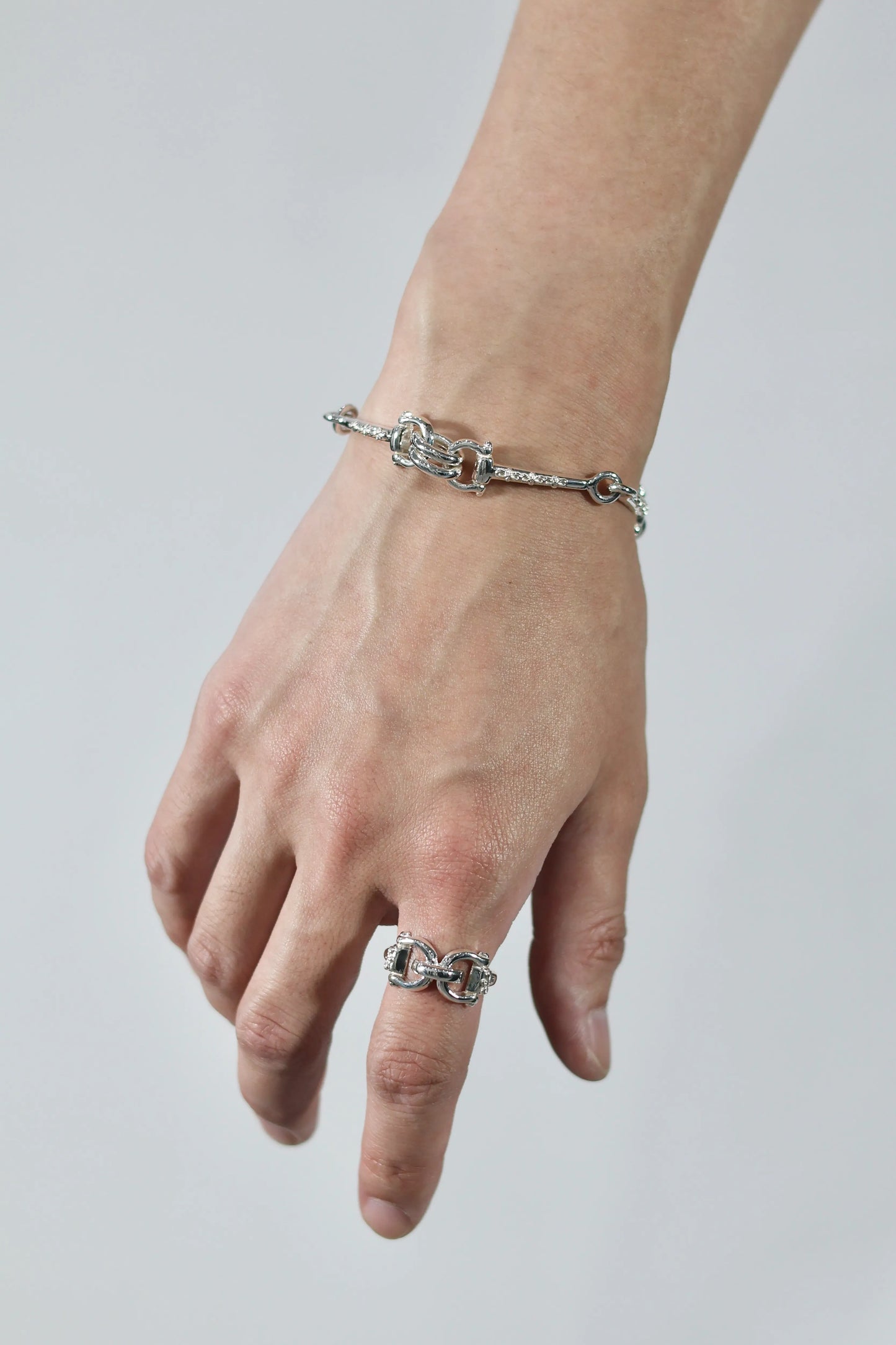 WAKAN SILVER SMITH - Horse bit bracelet (elongated) - BN-083