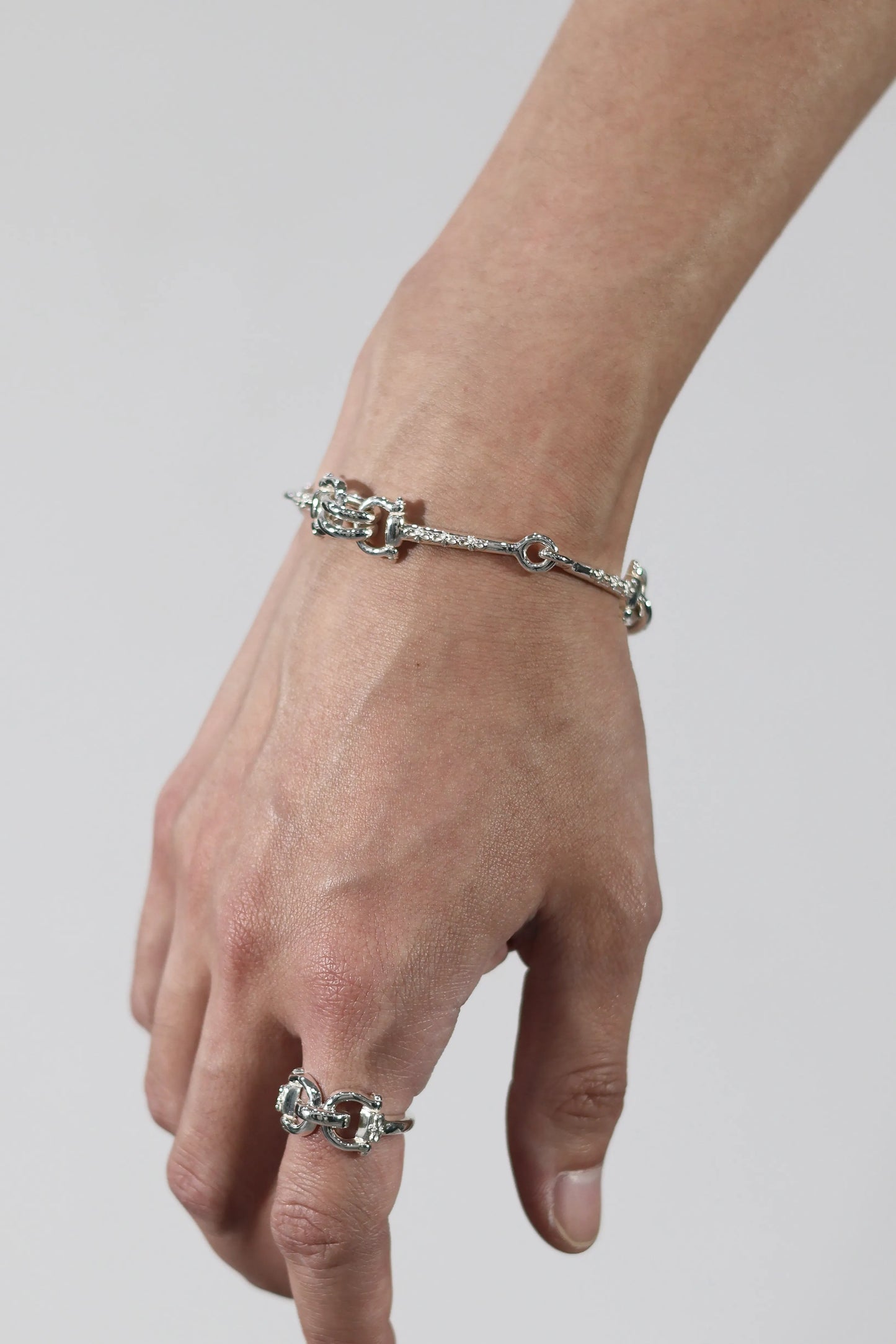 WAKAN SILVER SMITH - Horse bit bracelet (elongated) - BN-083