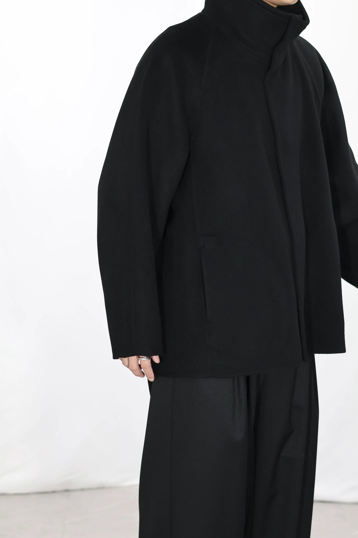 08Sircus - Wool double face rever short coat - BLACK