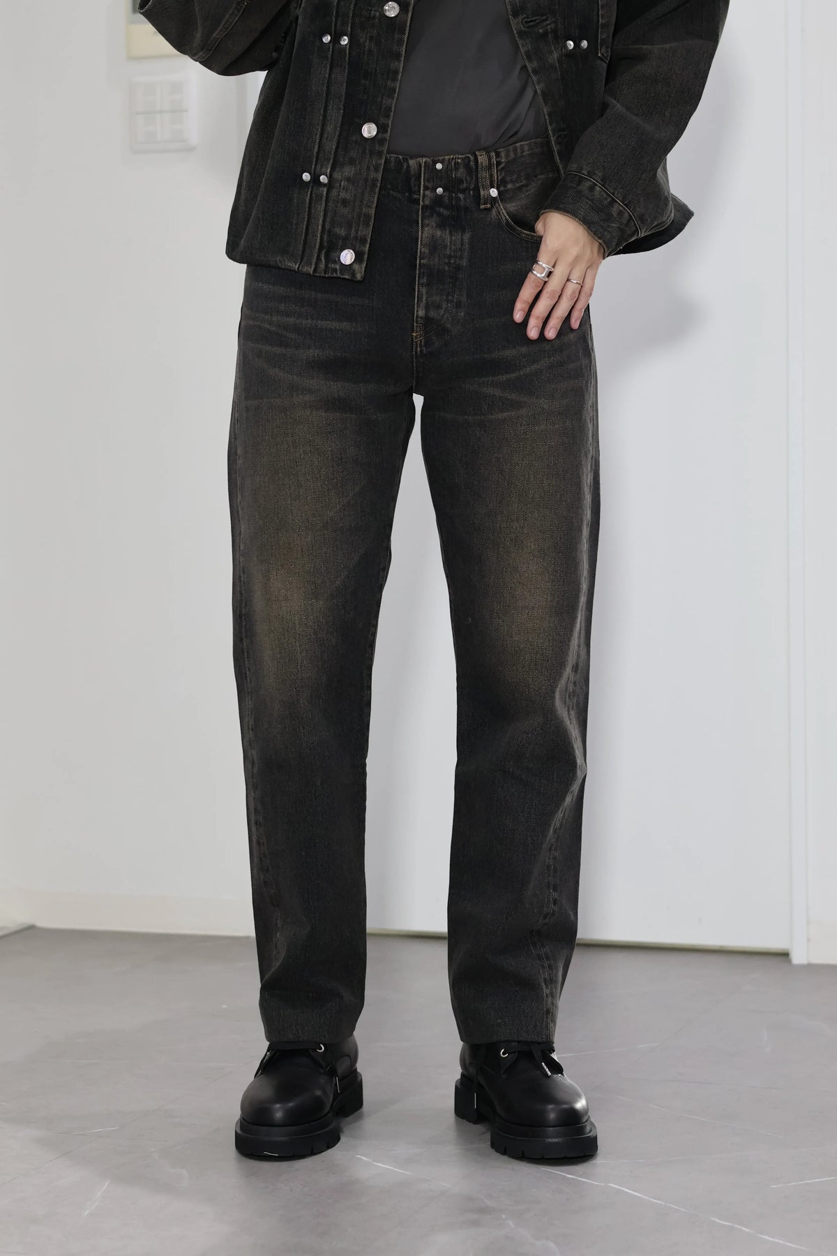 TANAKA - NEW CLASSIC JEAN TROUSERS - 黯淡黑