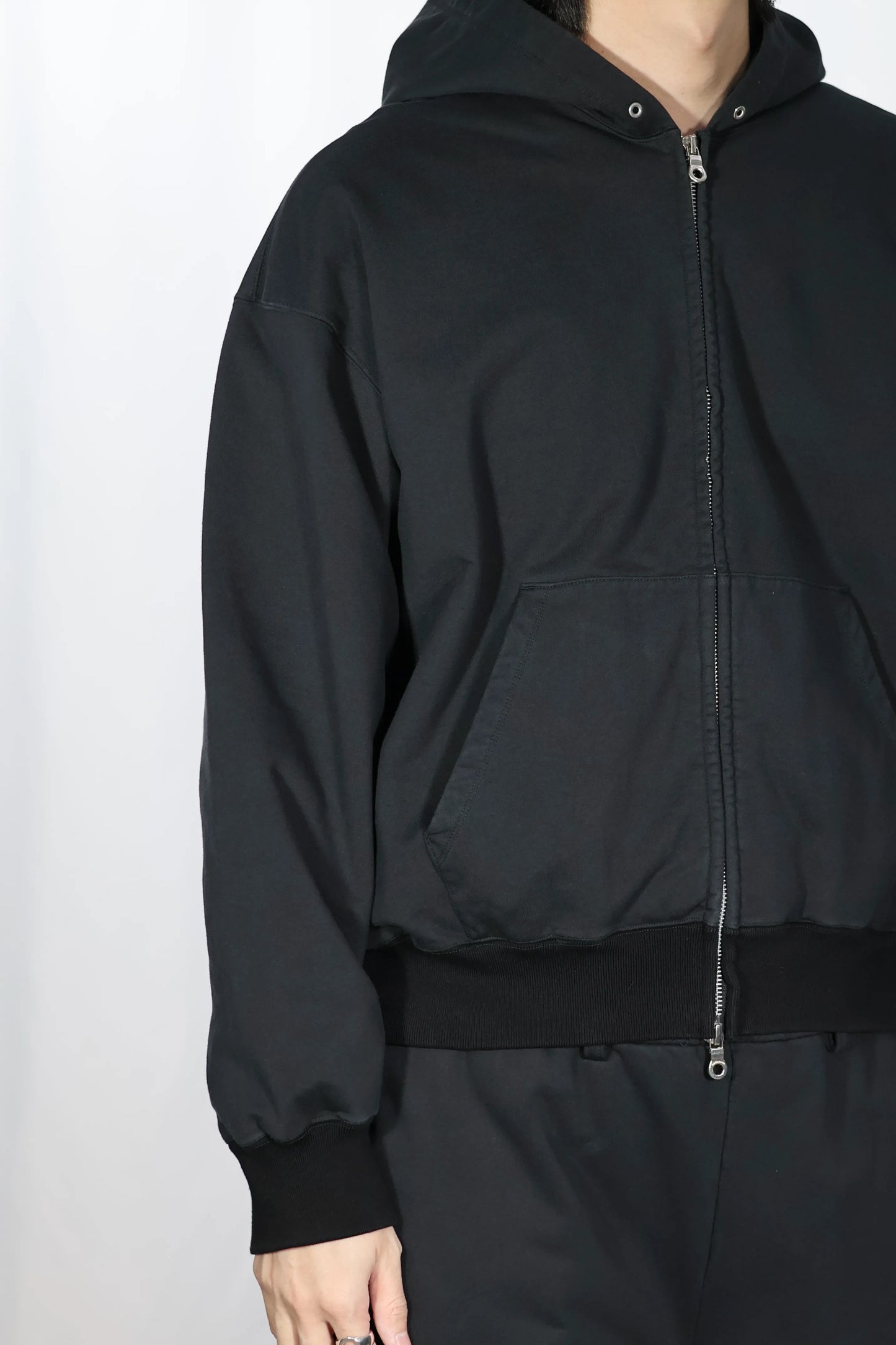 KANEMASA PHIL. - 36G Fine Sweat Zip Hoodie - BLACK DYE