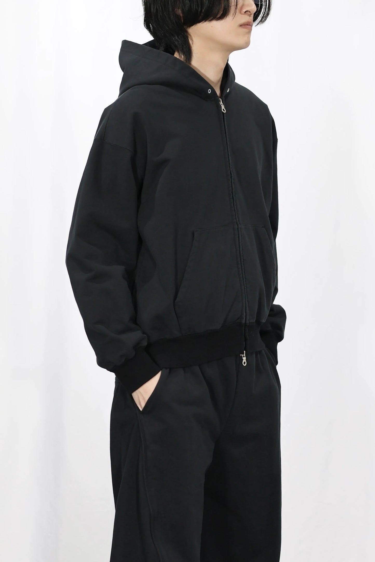 KANEMASA PHIL. - 36G Fine Sweat Zip Hoodie - BLACK DYE