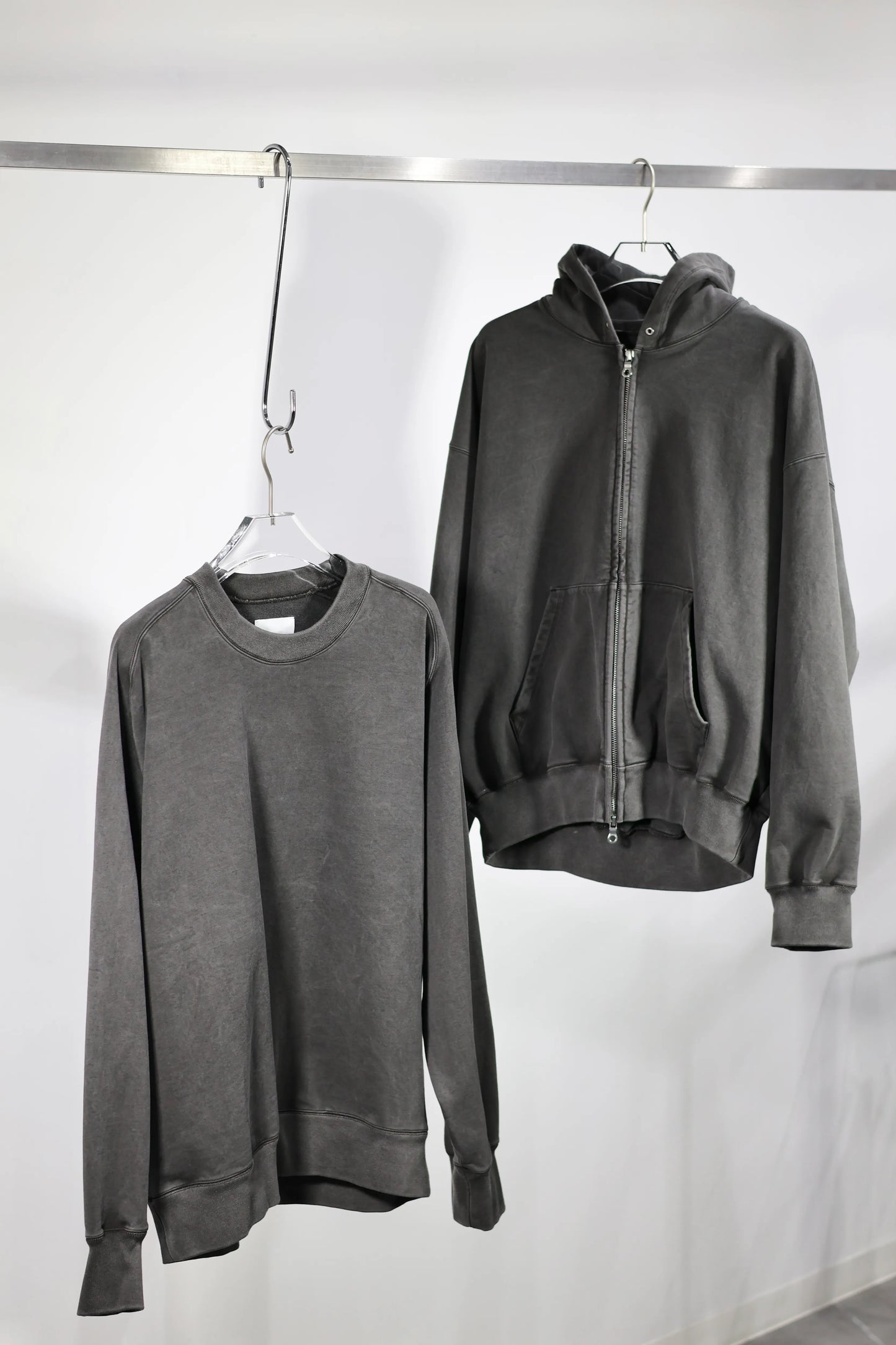 KANEMASA PHIL. - 36G Fine Sweat Freedom Sleeve Pullover - CHARCOAL PIGMENT