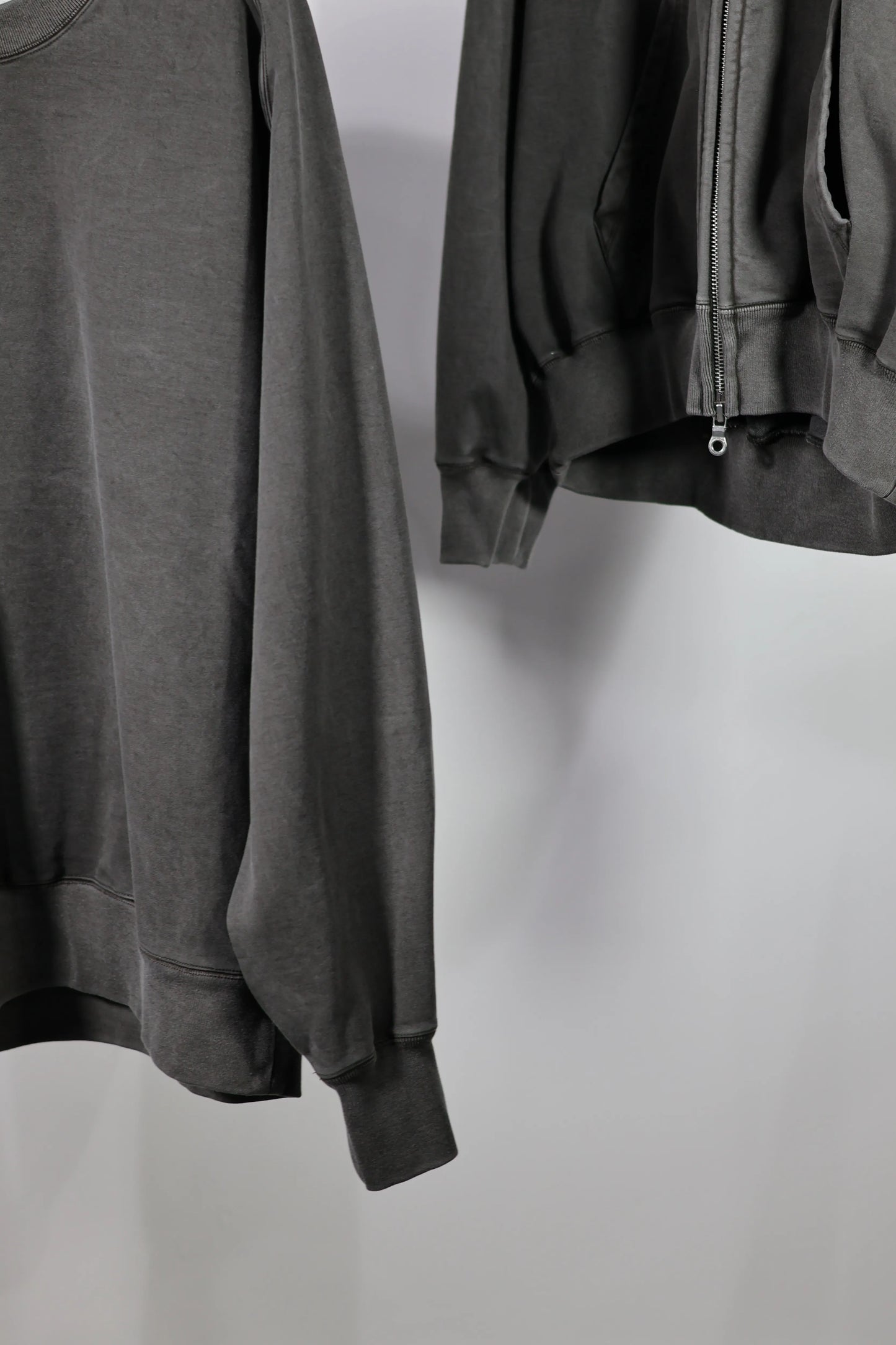 KANEMASA PHIL. - 36G Fine Sweat Freedom Sleeve Pullover - CHARCOAL PIGMENT