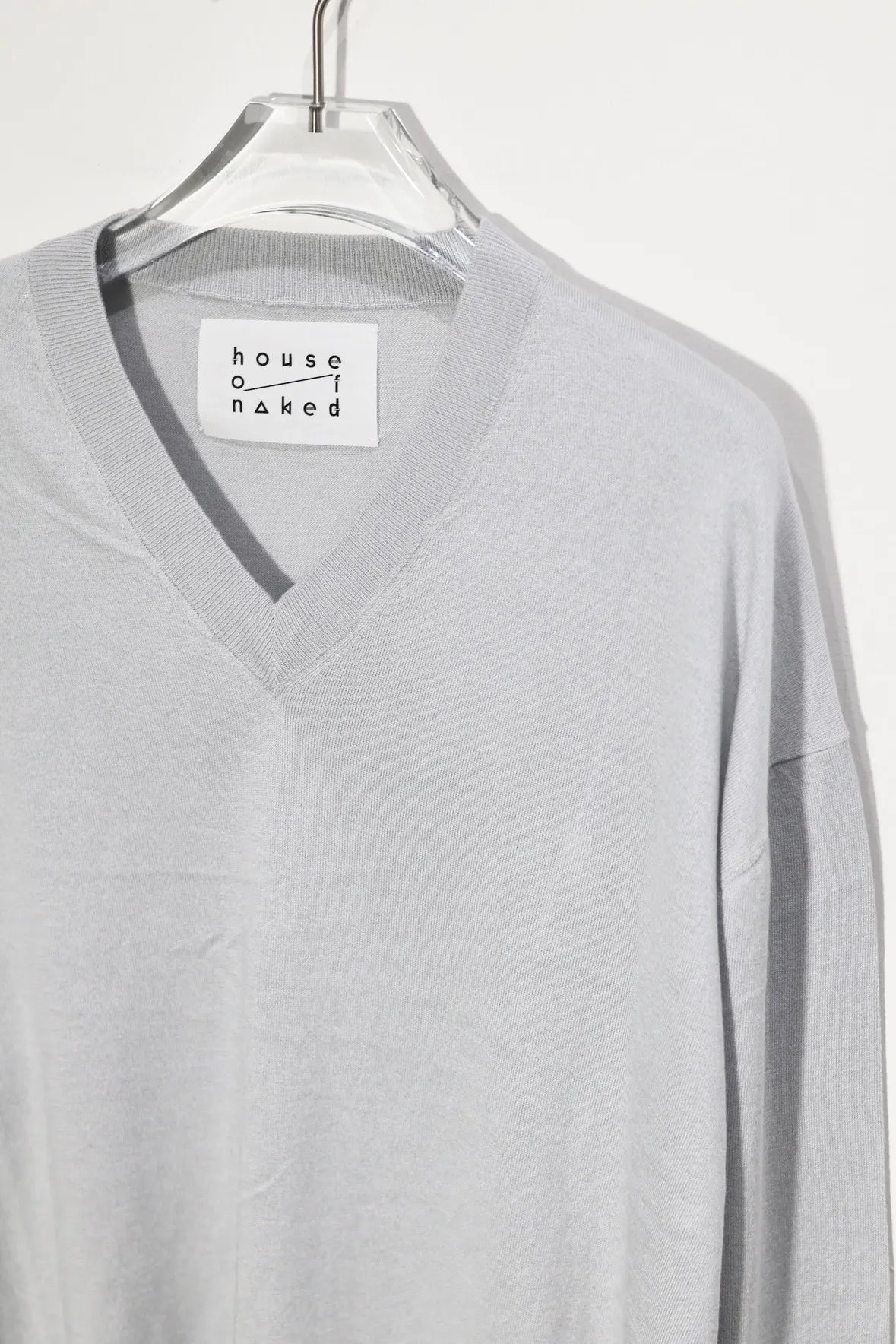 house of naked - SILK × CASHMERE V-NECK CREWNECK KNIT - LIGHT GRAY