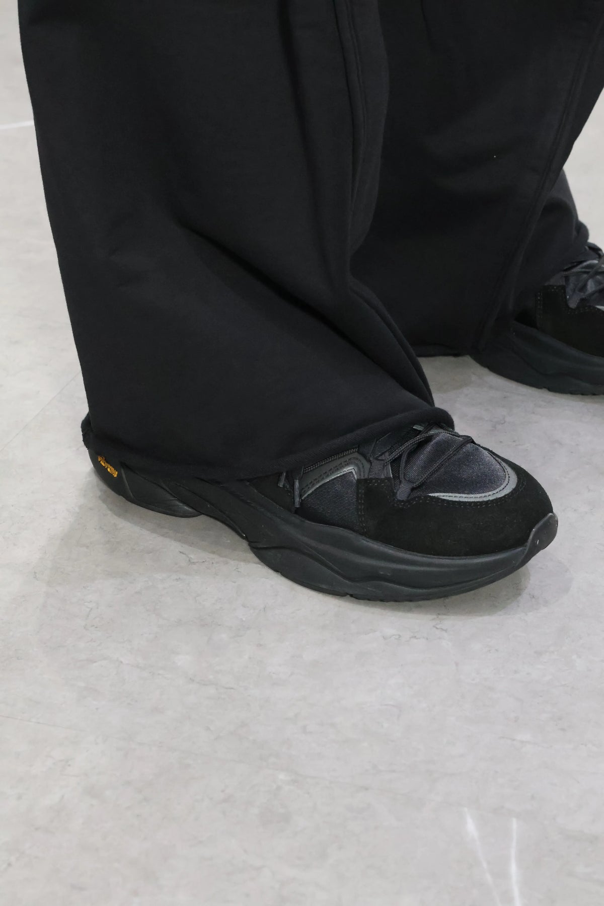 KANEMASA PHIL. - 36G Draping Pants - 黑色硫化染