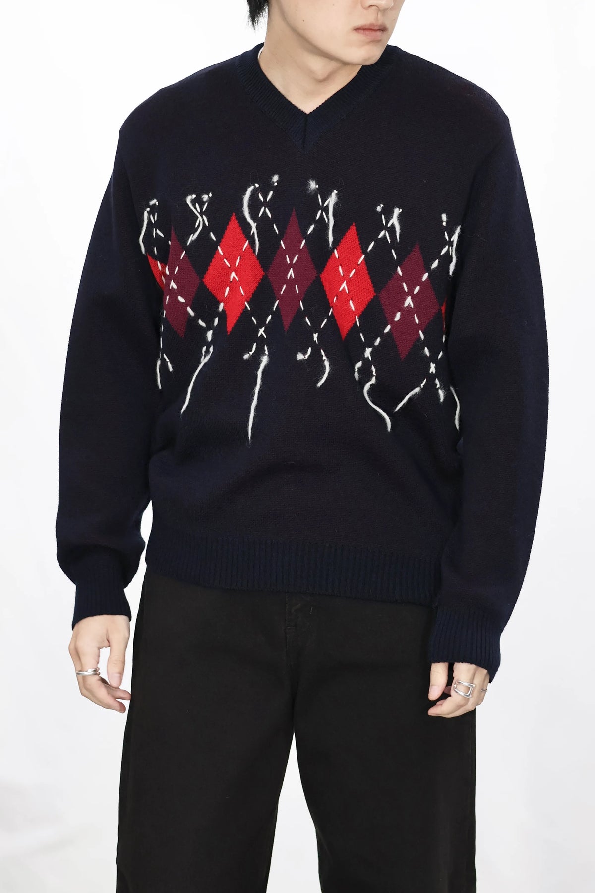 JOHN MASON SMITH / JANE SMITH - 7G DOUBLE JACQUARD ARGYLE V NECK SWEATER - NAVY