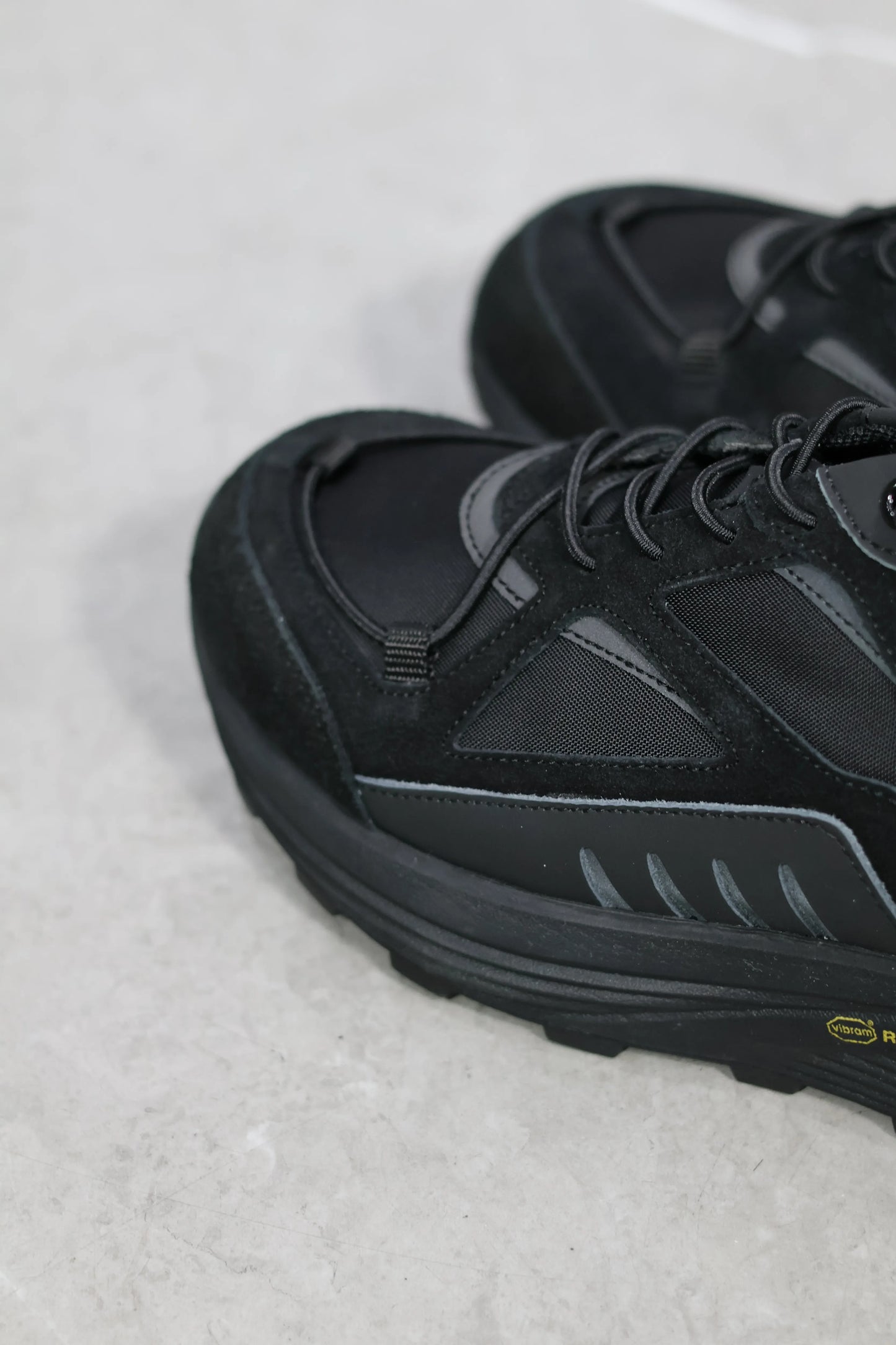 suncore - night camp light - BLACK