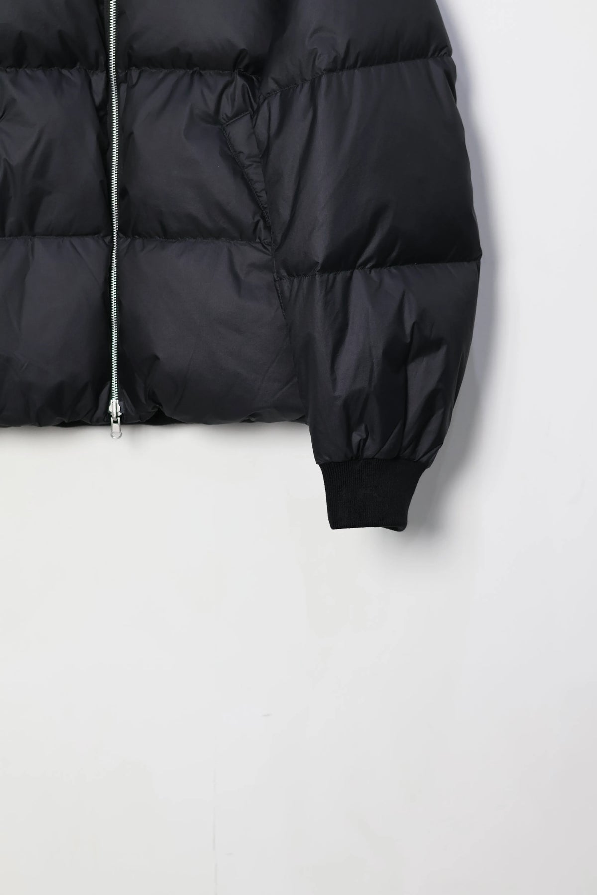08sircus x TAION - Down detachable bomber - BLACK