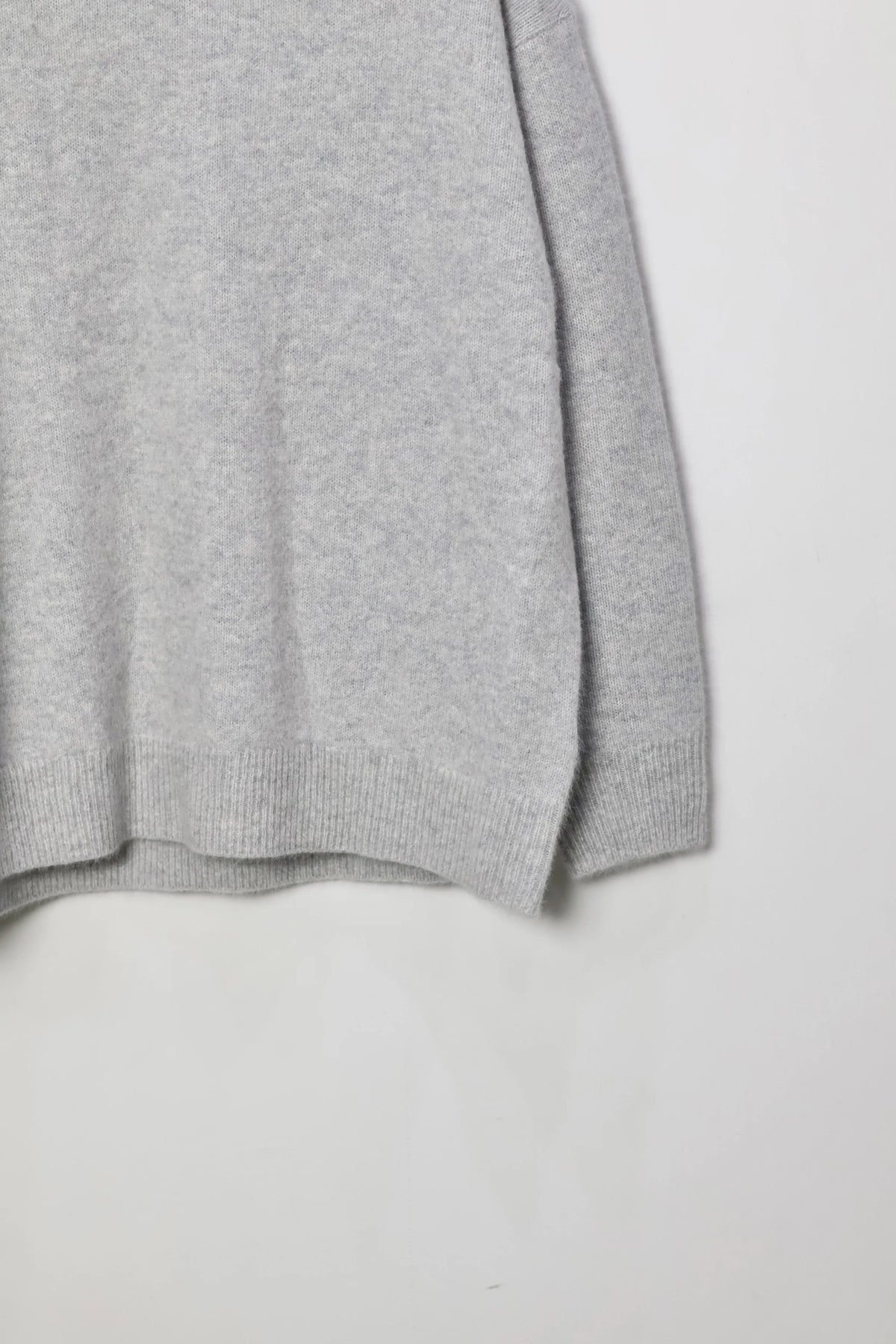 nakedgauge - FOX CUDDLE SWEATER - FOGGY