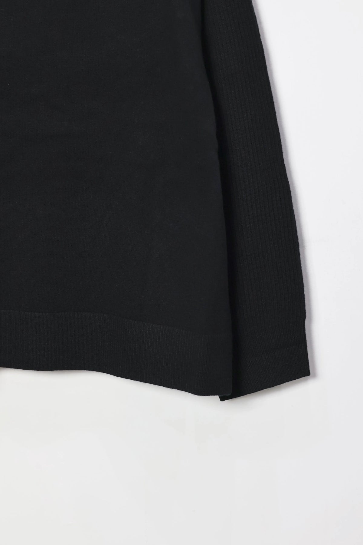 nakedgauge - MERINO WOOL PULLOVER - BLACK