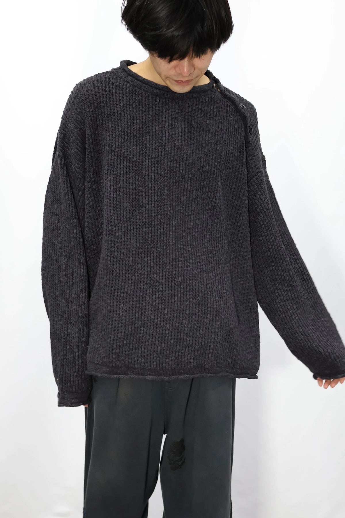 nakedgauge - COTTON LINEN LOOSE FIT SWEATER - CHARCOAL GRAY