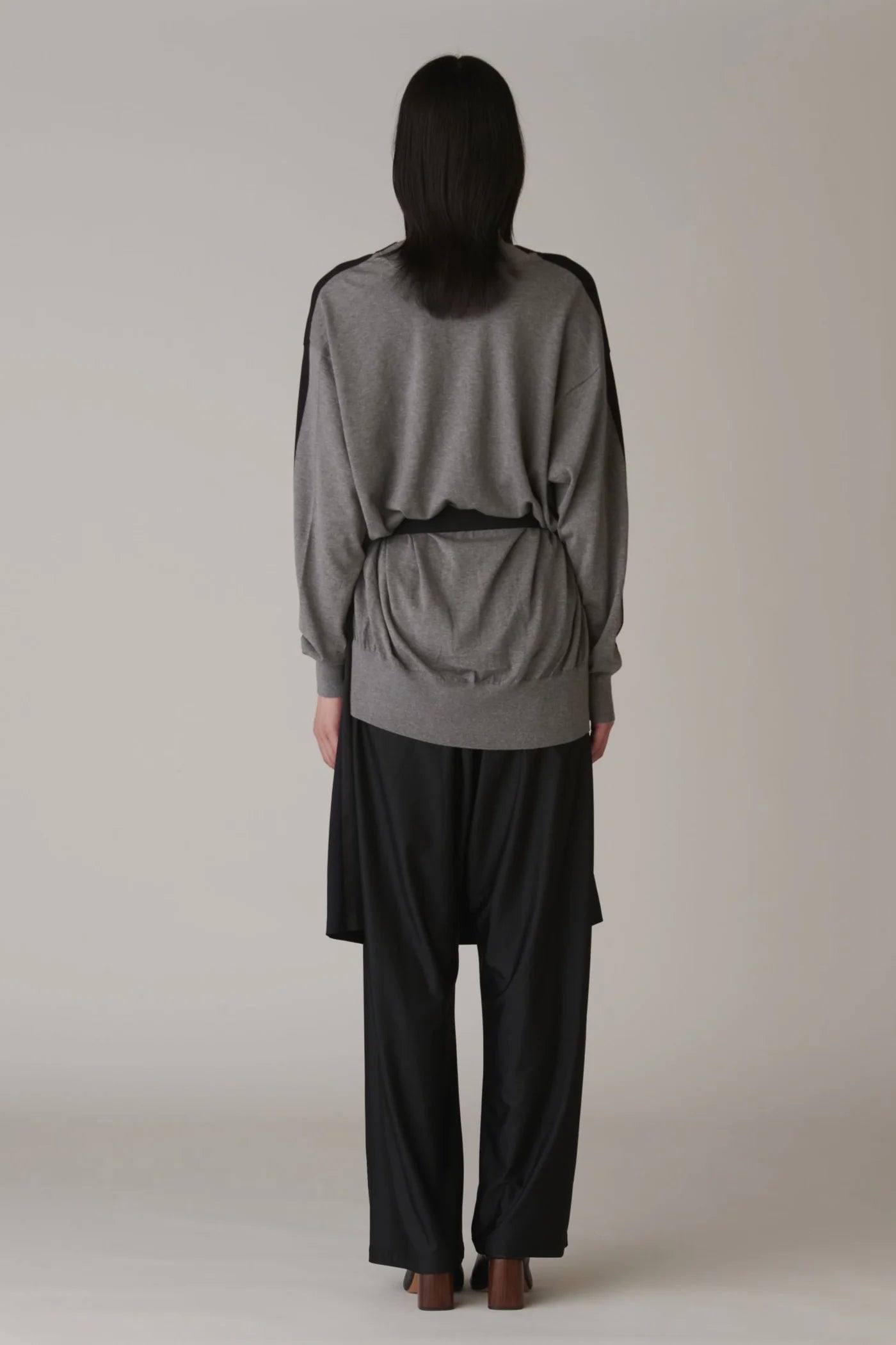 INSCRIRE - Cotton 16G Over Size V neck Cardigan - BLACK × GREY
